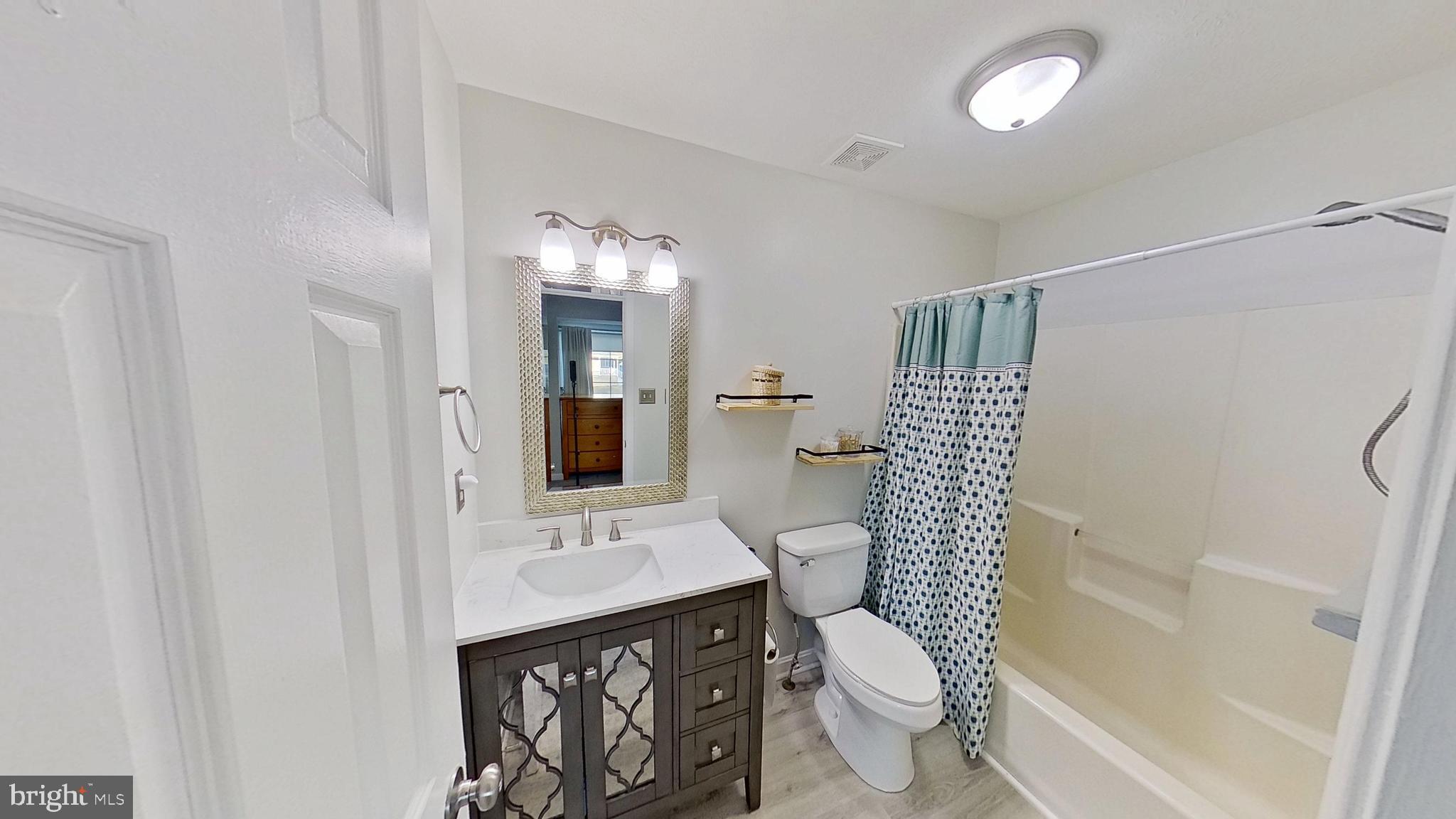 CHARLESTON TERRACE - Residential