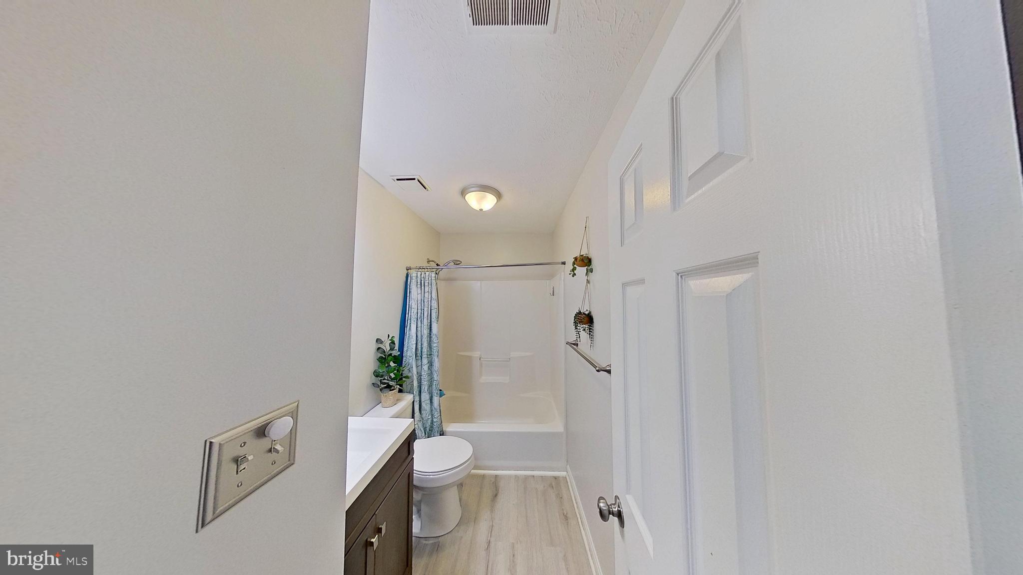 CHARLESTON TERRACE - Residential