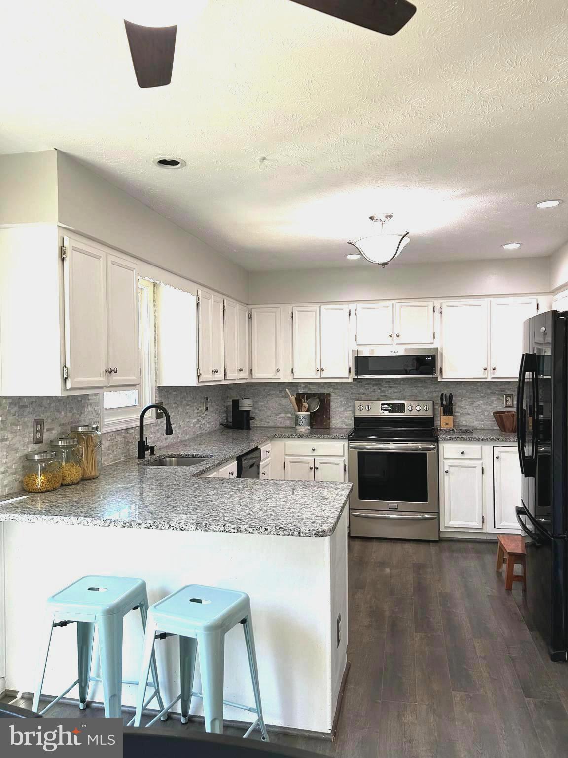 CHARLESTON TERRACE - Residential