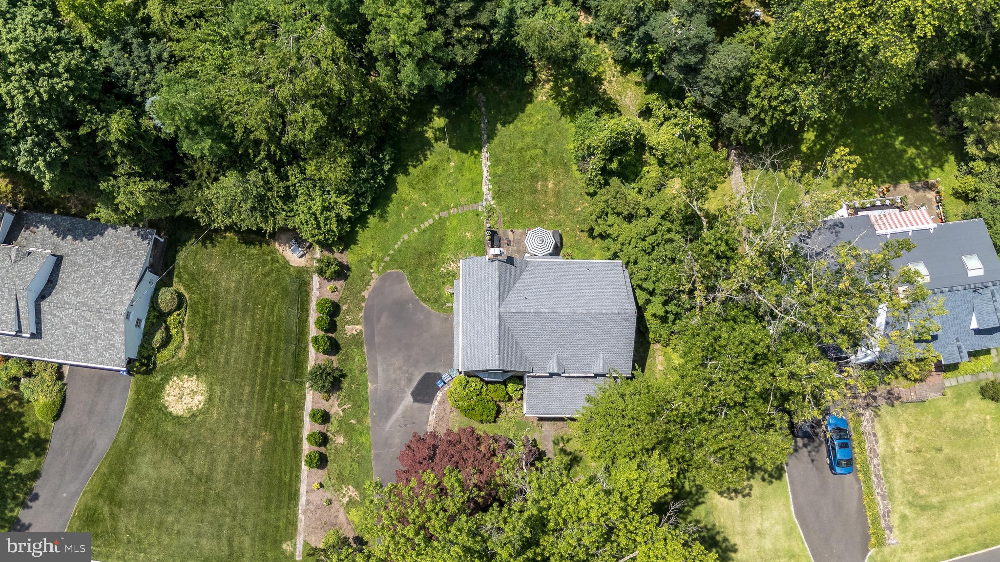 918 WOODCREST ROAD