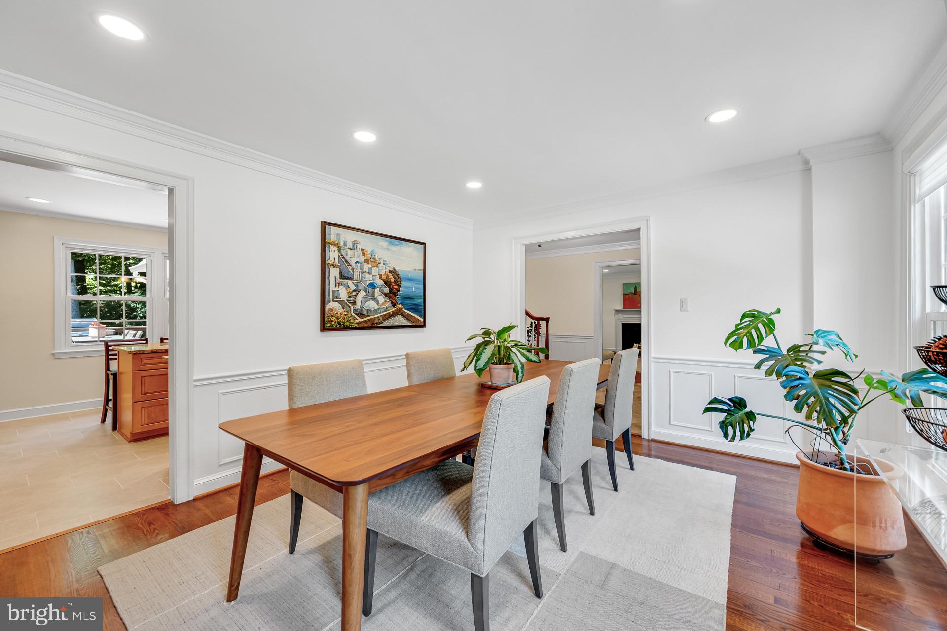 WINDSOR HILLS - Residential