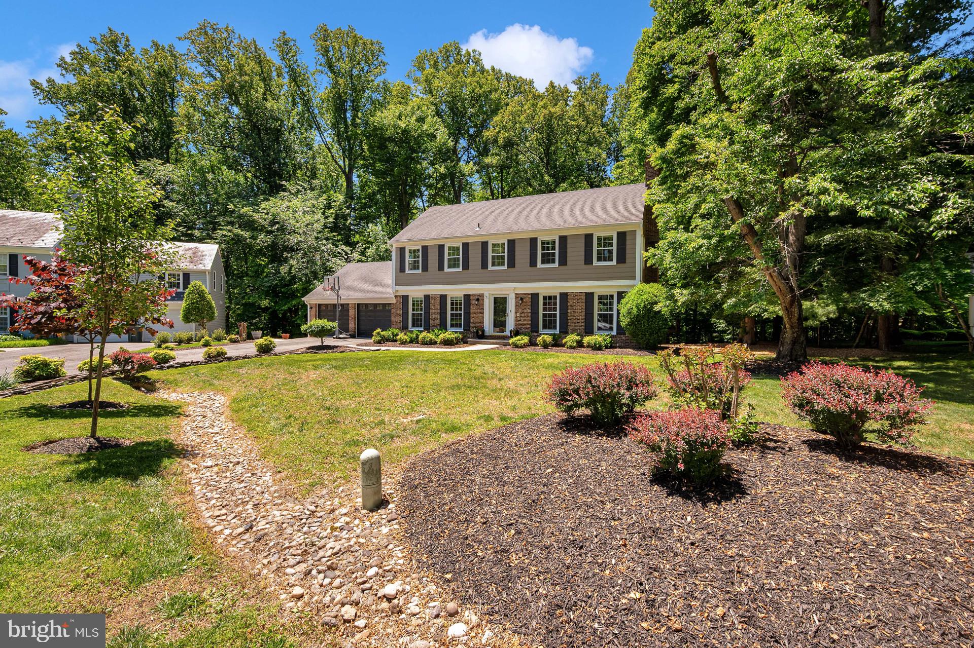WINDSOR HILLS - Residential