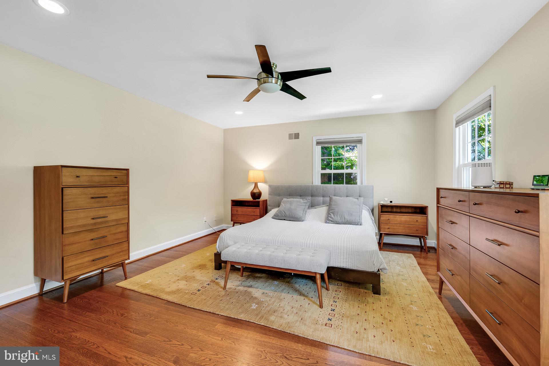 WINDSOR HILLS - Residential
