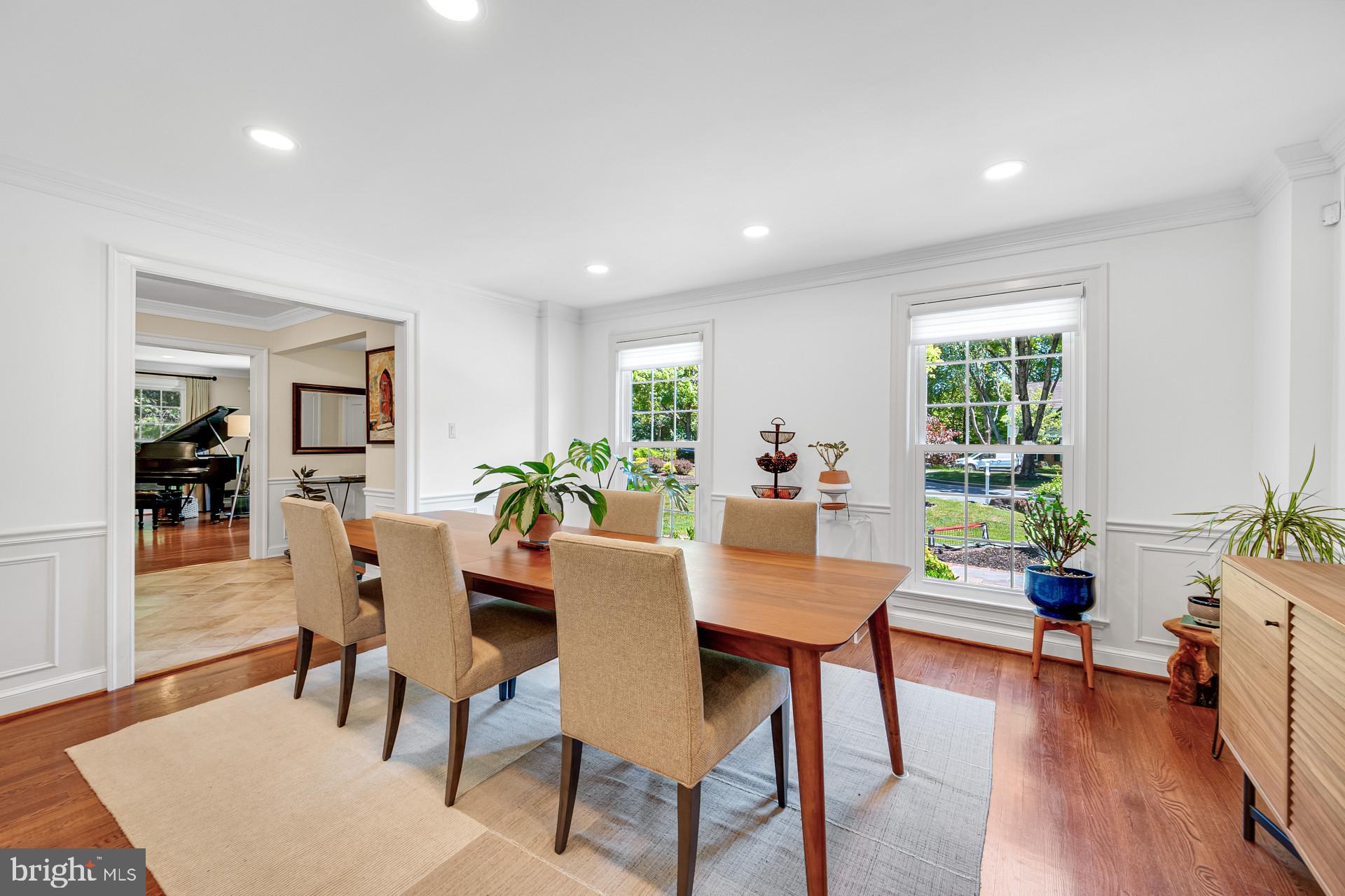 WINDSOR HILLS - Residential