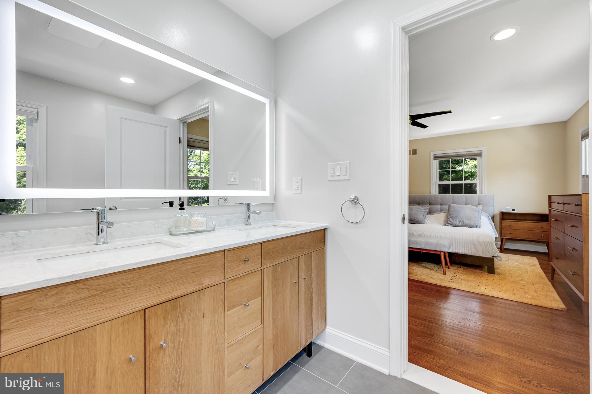 WINDSOR HILLS - Residential