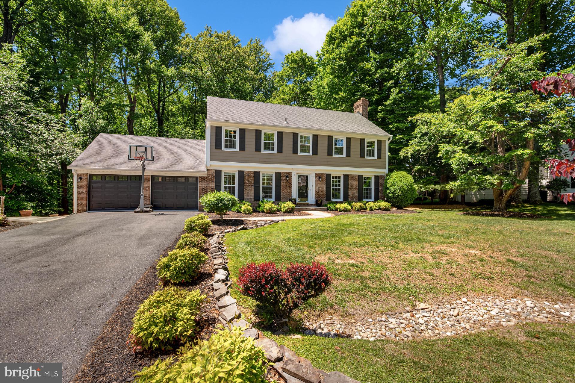WINDSOR HILLS - Residential
