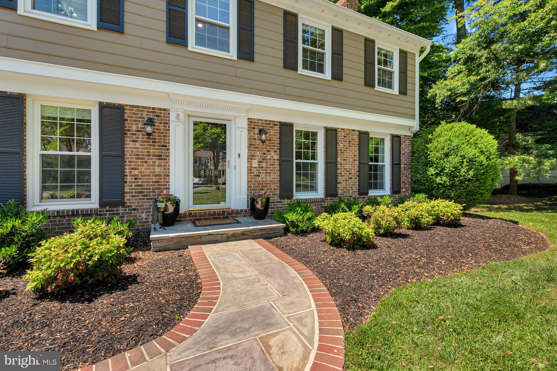 WINDSOR HILLS - Residential