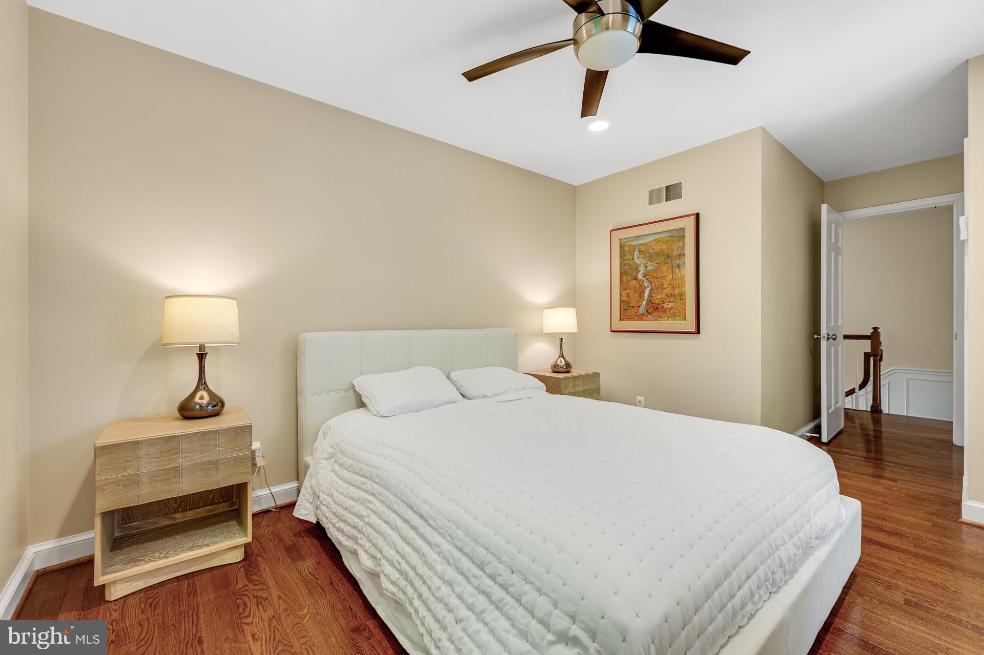 WINDSOR HILLS - Residential