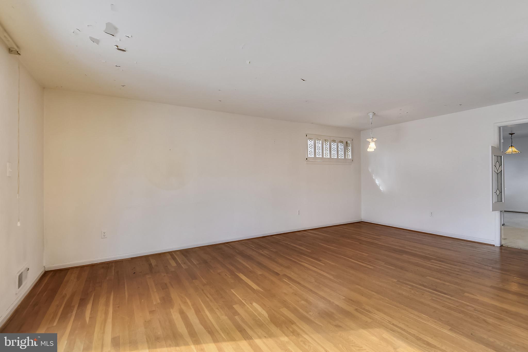 WEST SPRINGFIELD - Residential