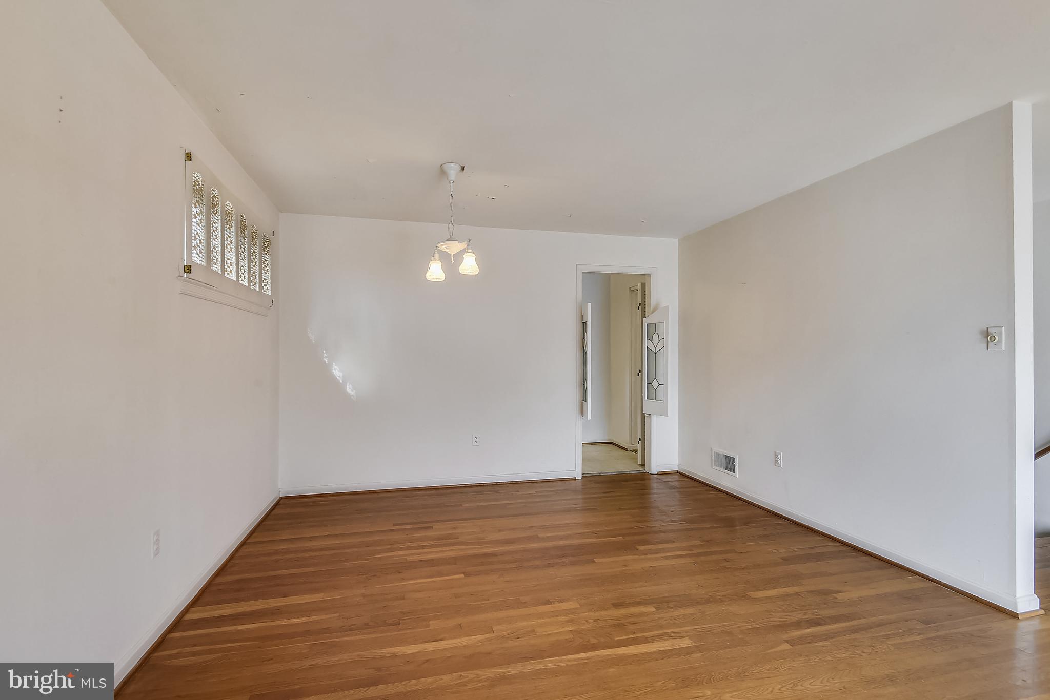 WEST SPRINGFIELD - Residential