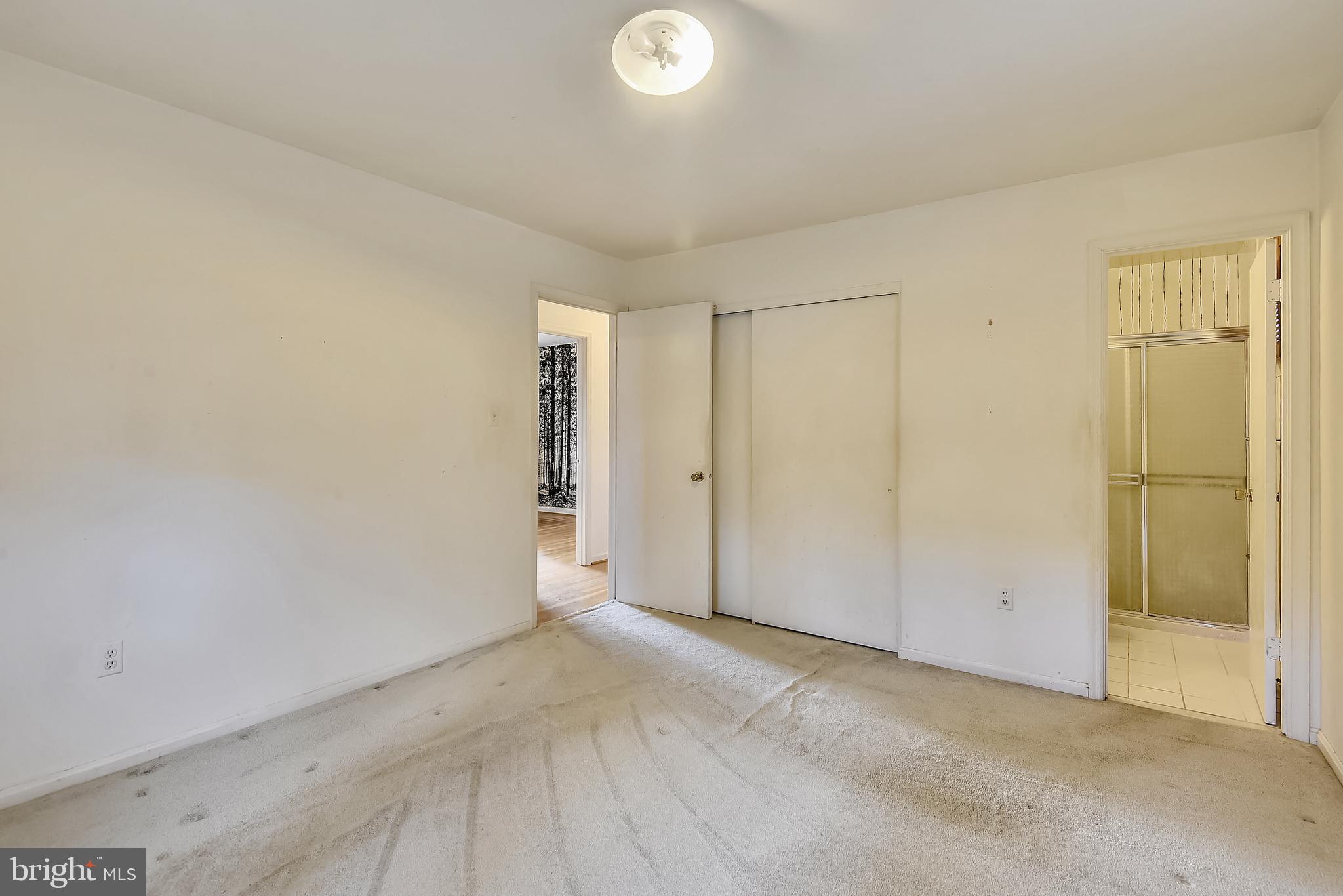 WEST SPRINGFIELD - Residential