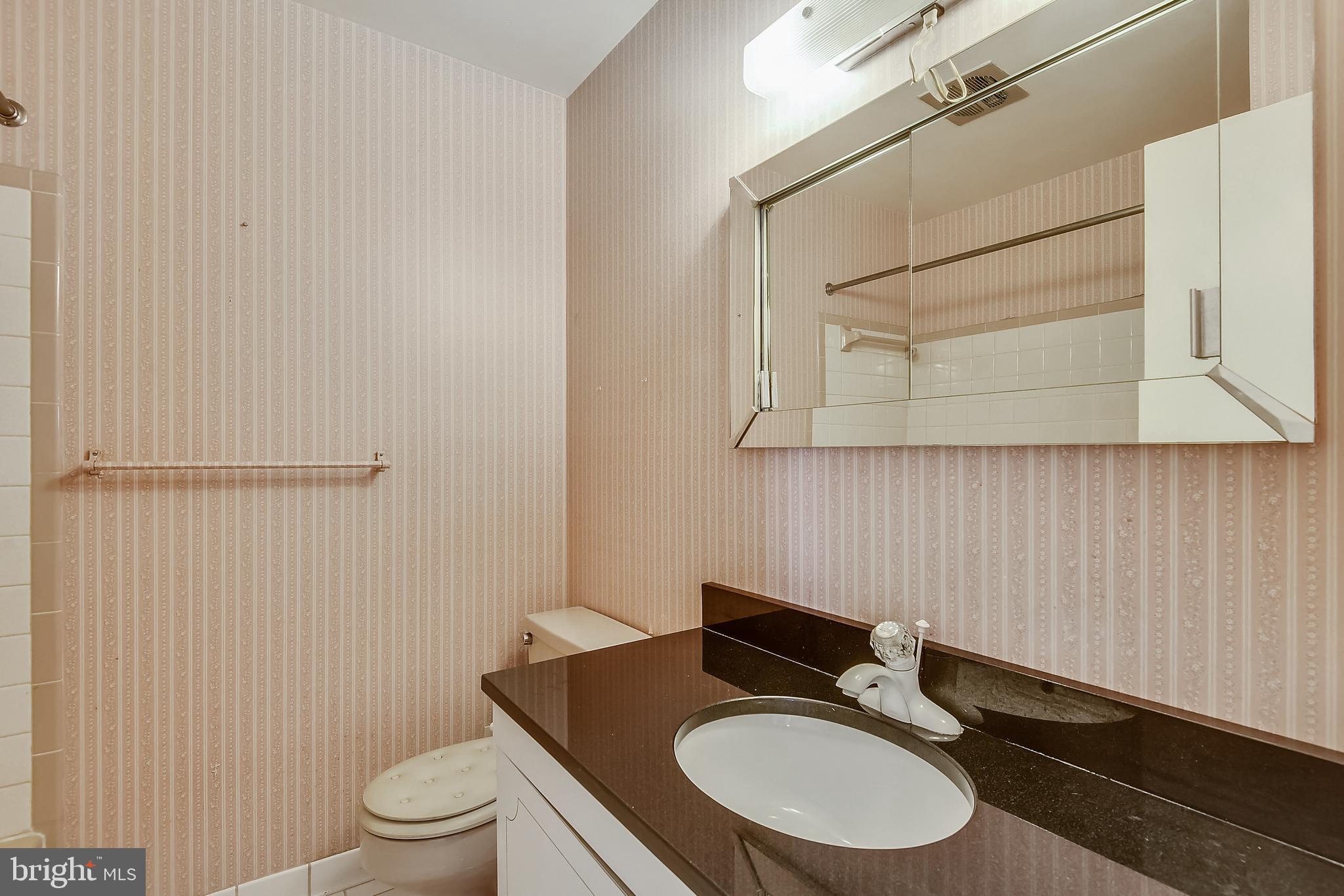 WEST SPRINGFIELD - Residential