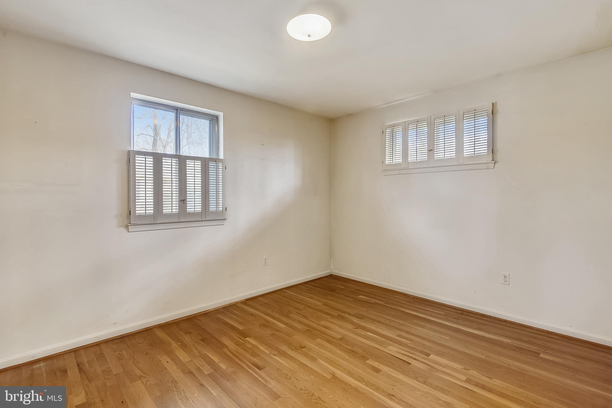 WEST SPRINGFIELD - Residential