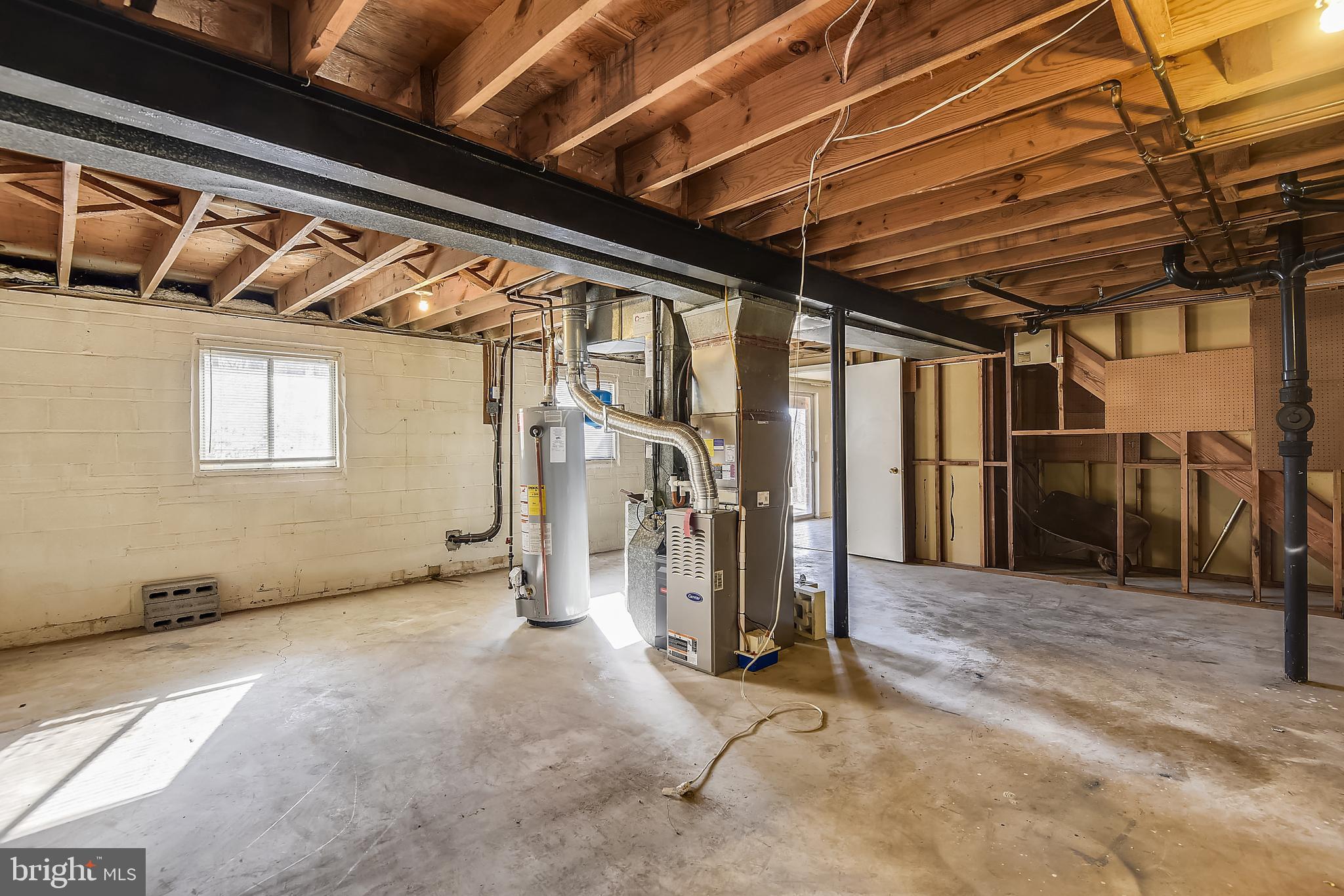 WEST SPRINGFIELD - Residential