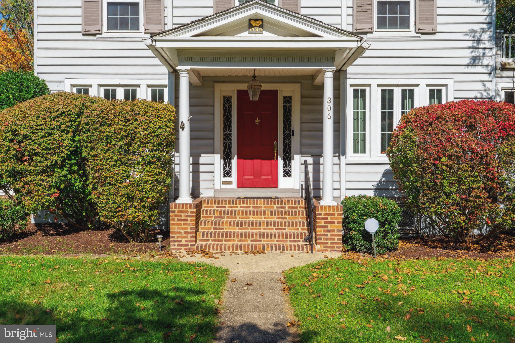 306 GITTINGS AVENUE