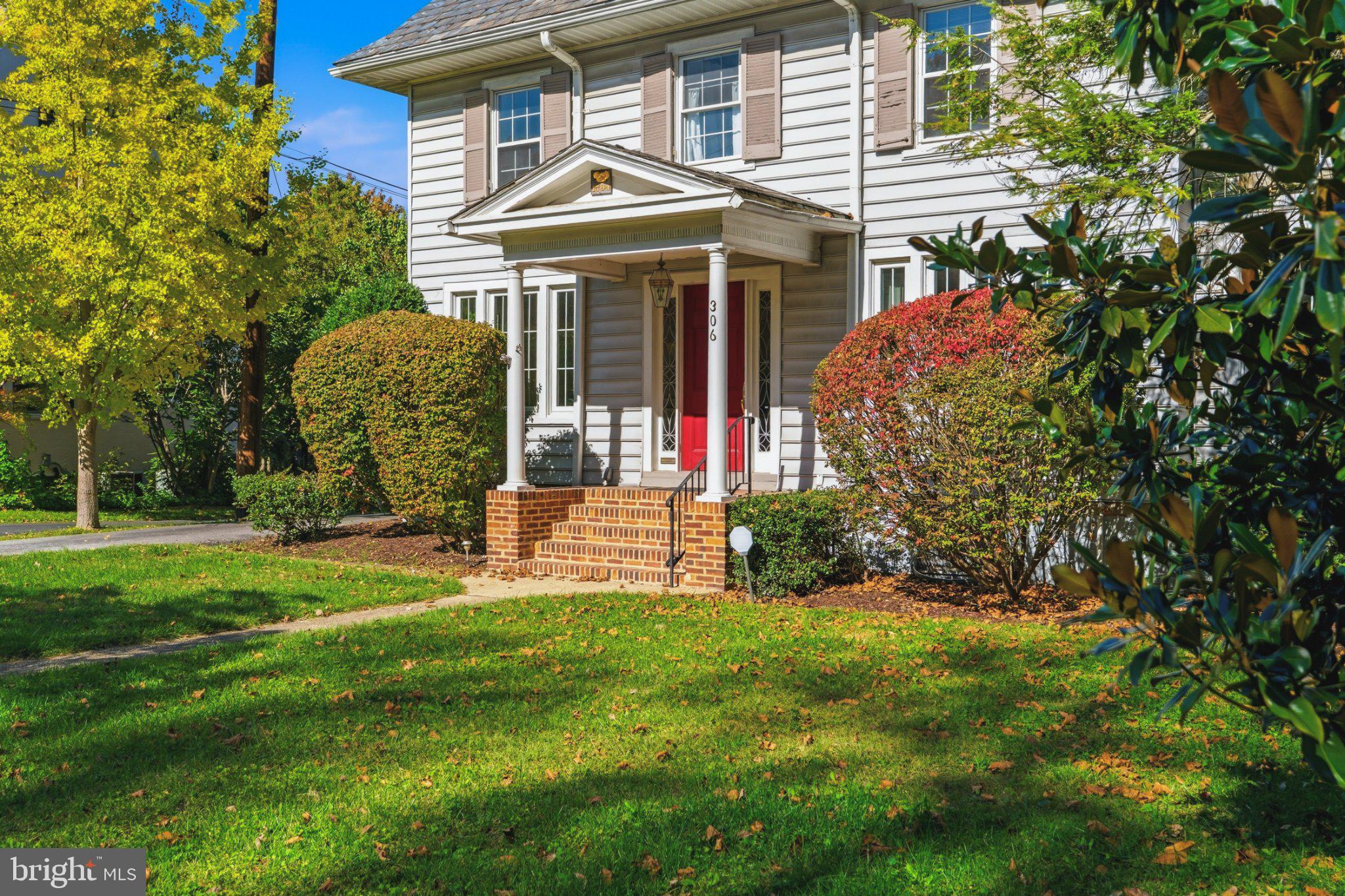 306 GITTINGS AVENUE