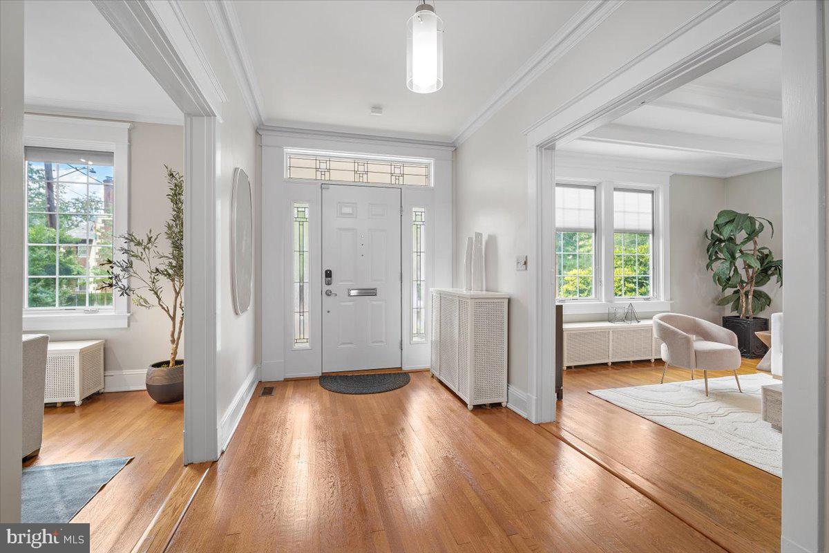 1610 CRITTENDEN STREET NW