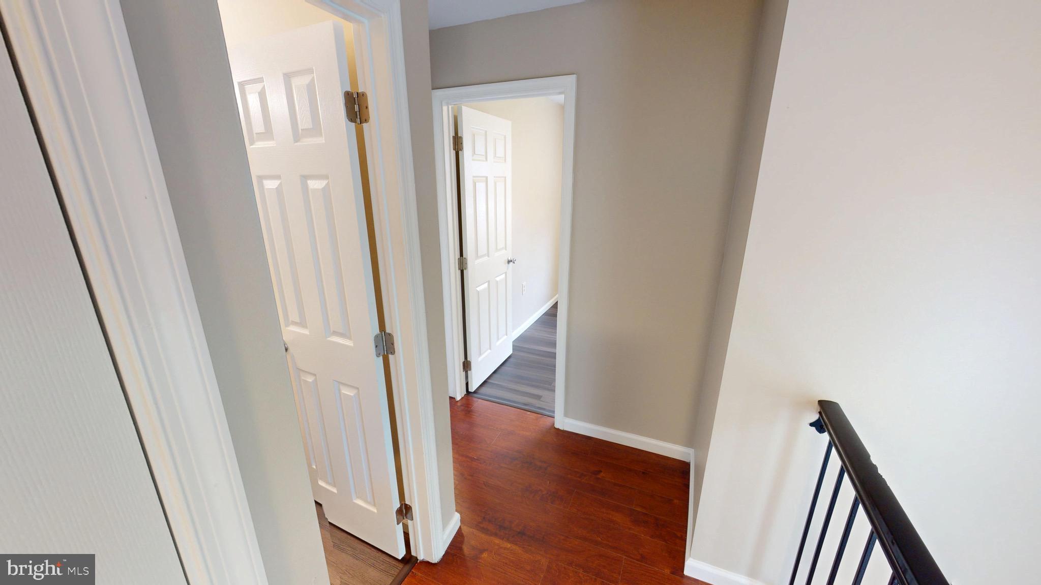 STONEHAVEN MEWS IN CROFTON VILLAGE - Residential