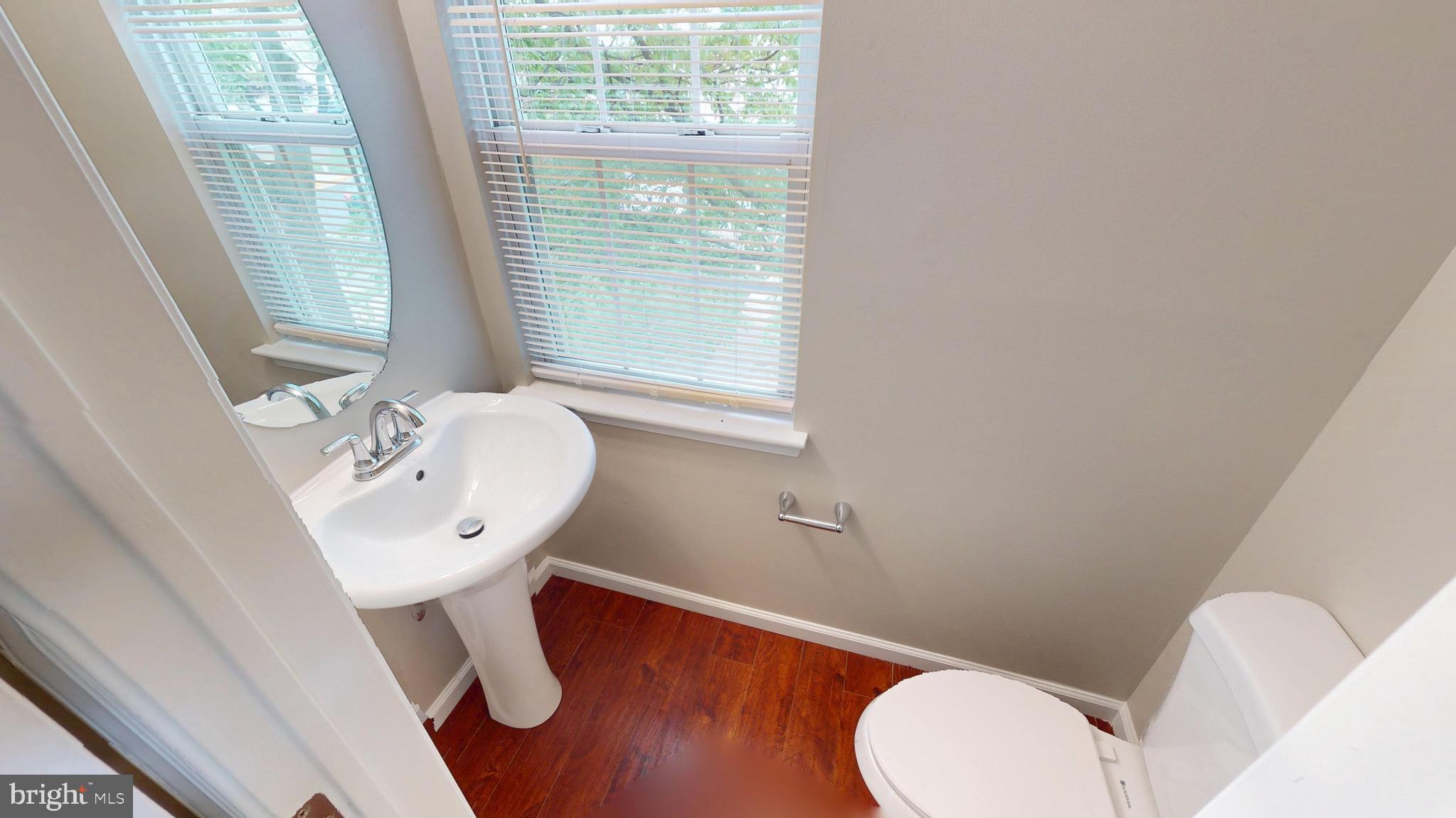 STONEHAVEN MEWS IN CROFTON VILLAGE - Residential