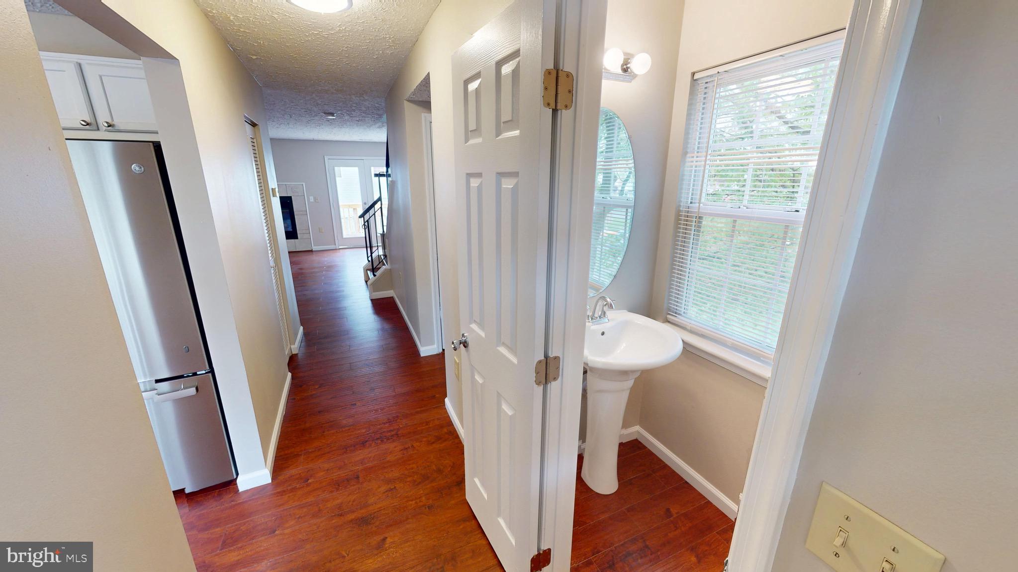 2475 WENTWORTH DRIVE
