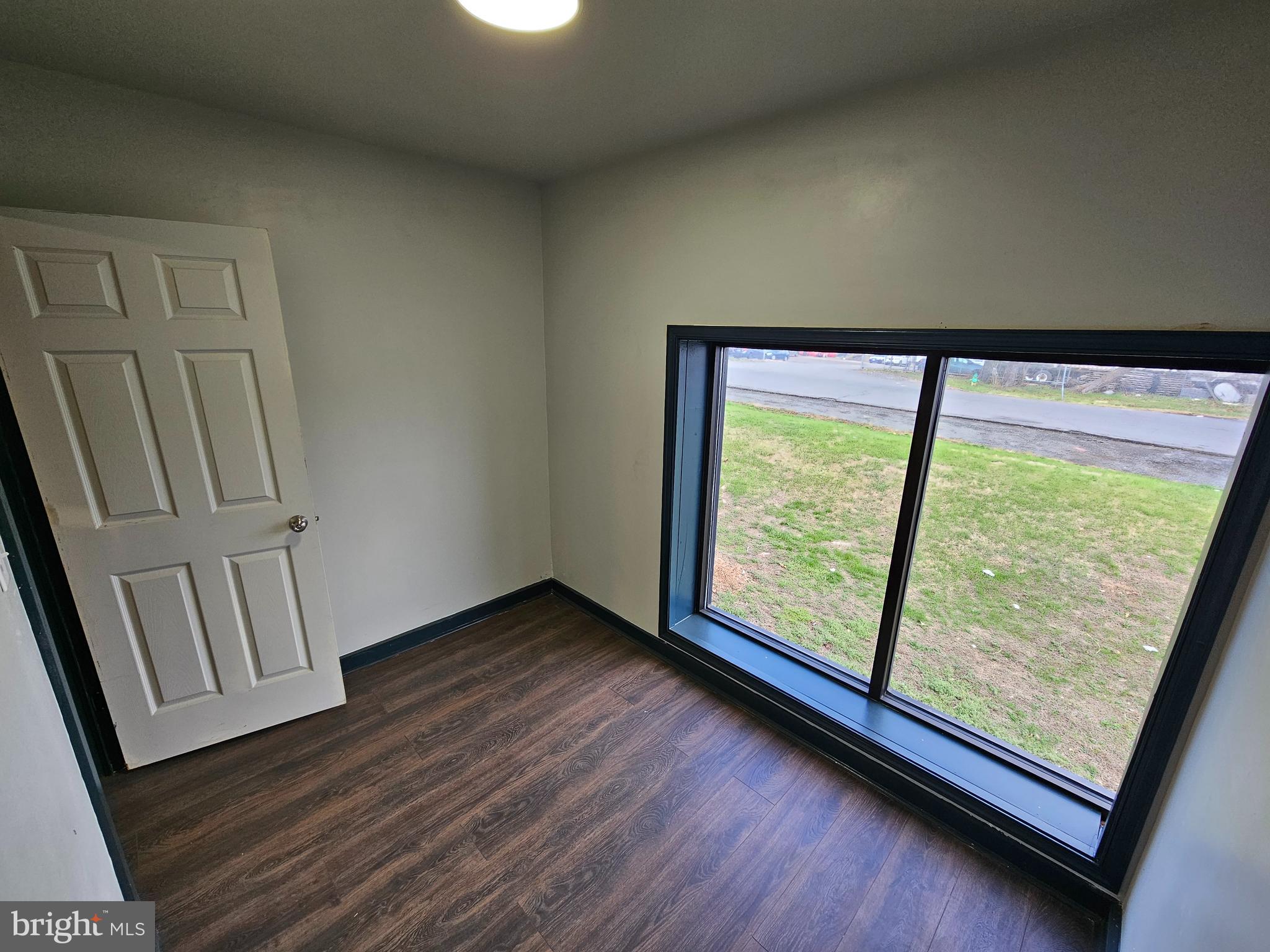 9203 ENTERPRISE COURT L