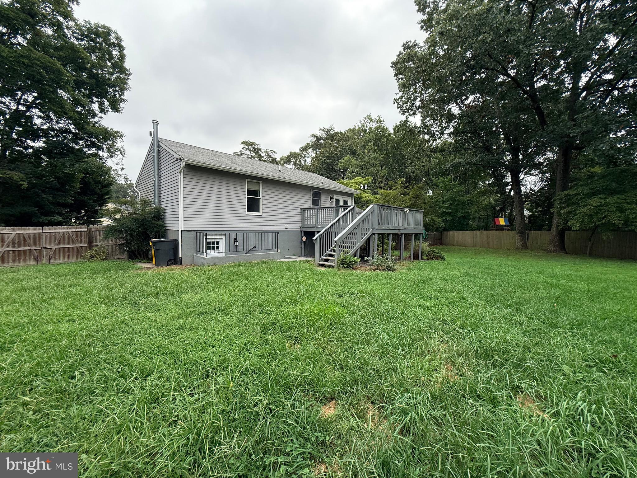 207 OAK HOLLOW C