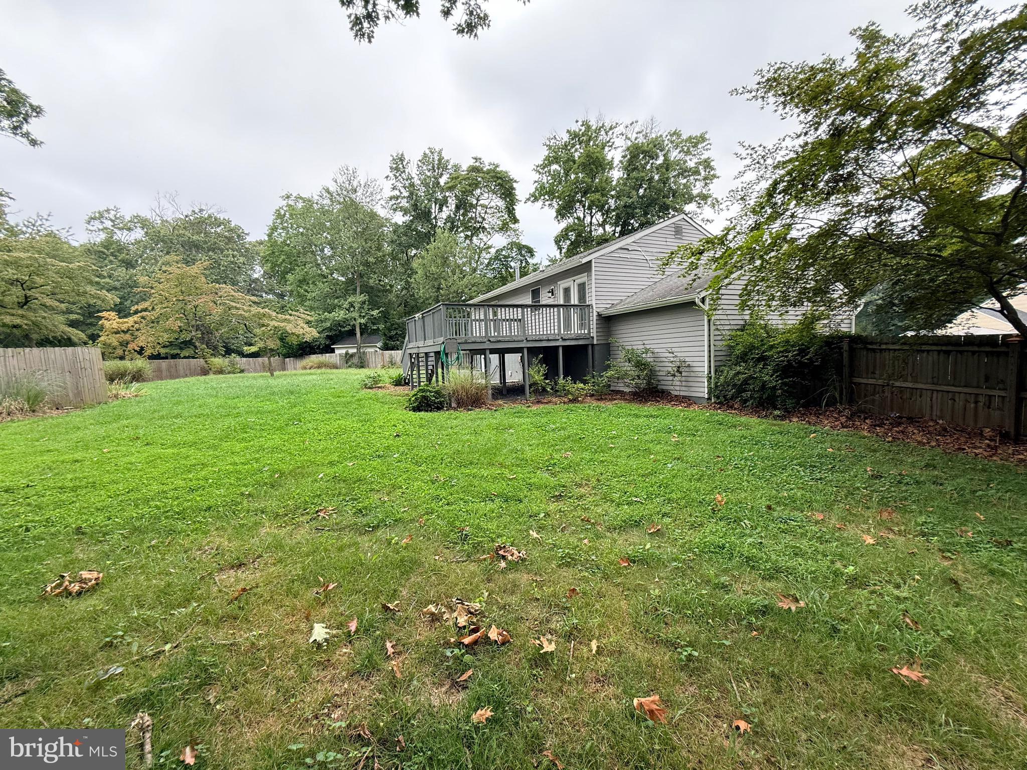 207 OAK HOLLOW C