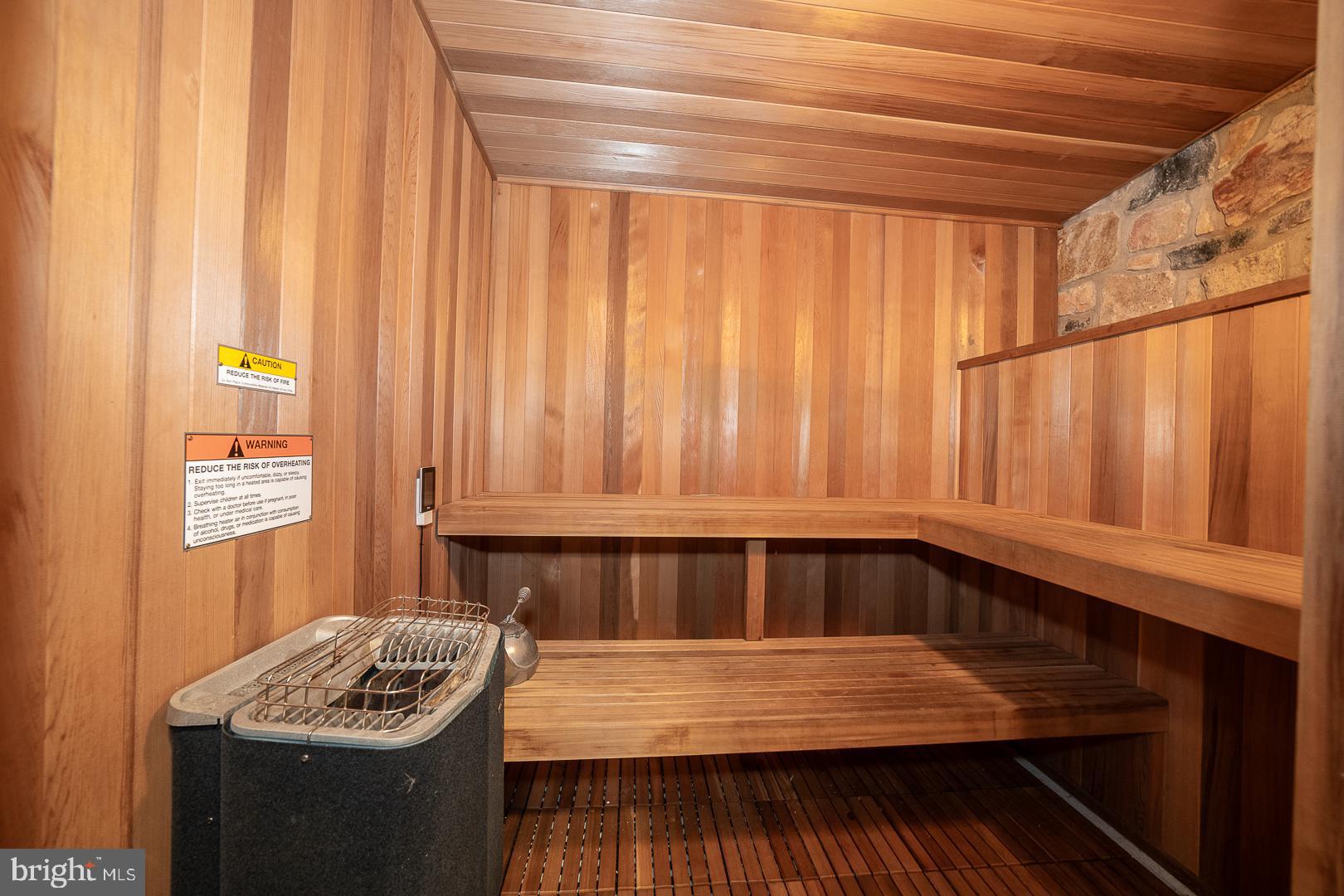 AVONWOOD - Residential