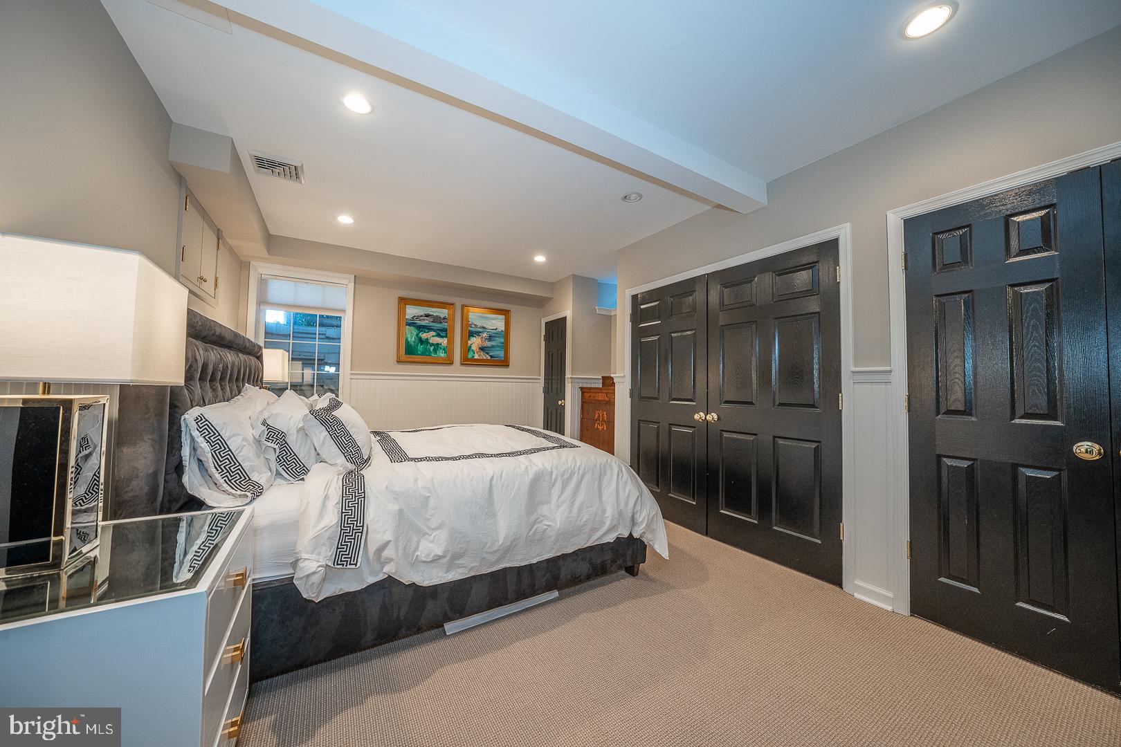 AVONWOOD - Residential