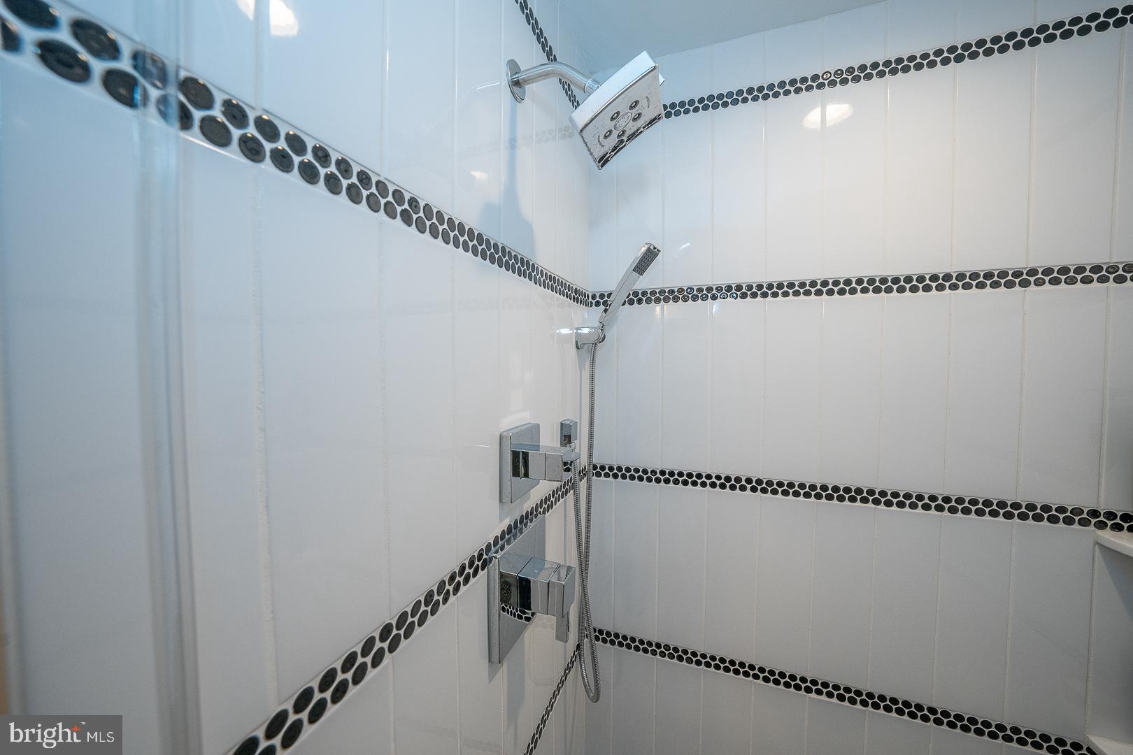 AVONWOOD - Residential