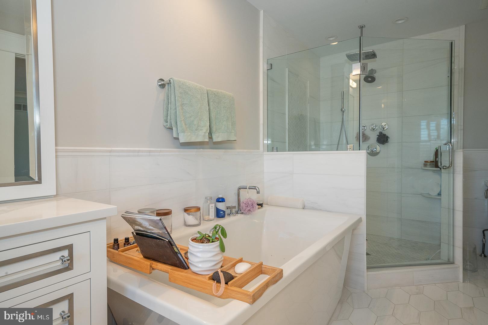 AVONWOOD - Residential