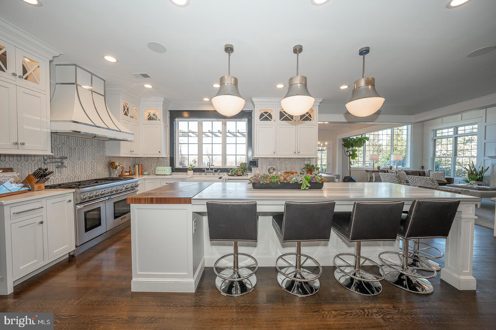 AVONWOOD - Residential