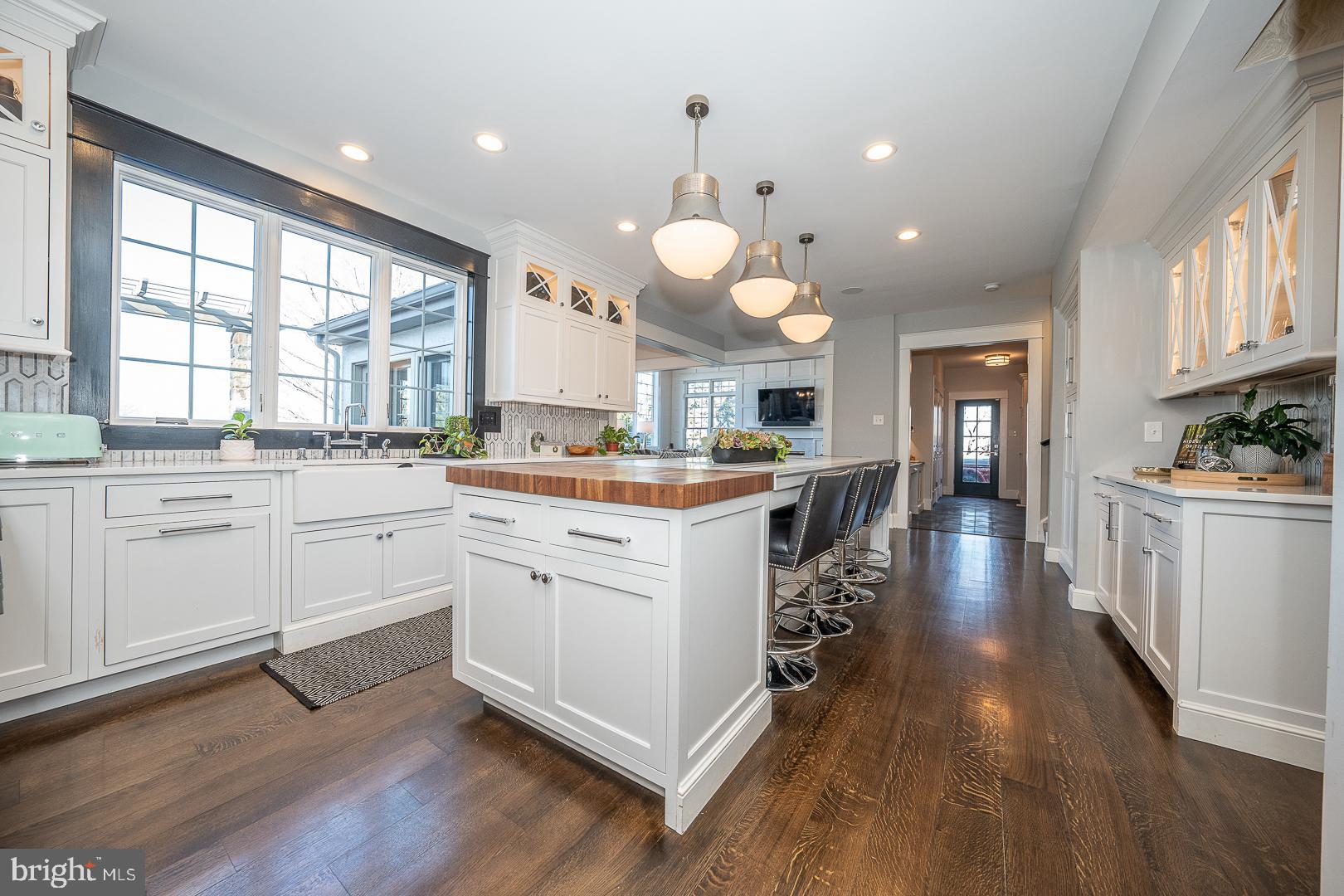 AVONWOOD - Residential