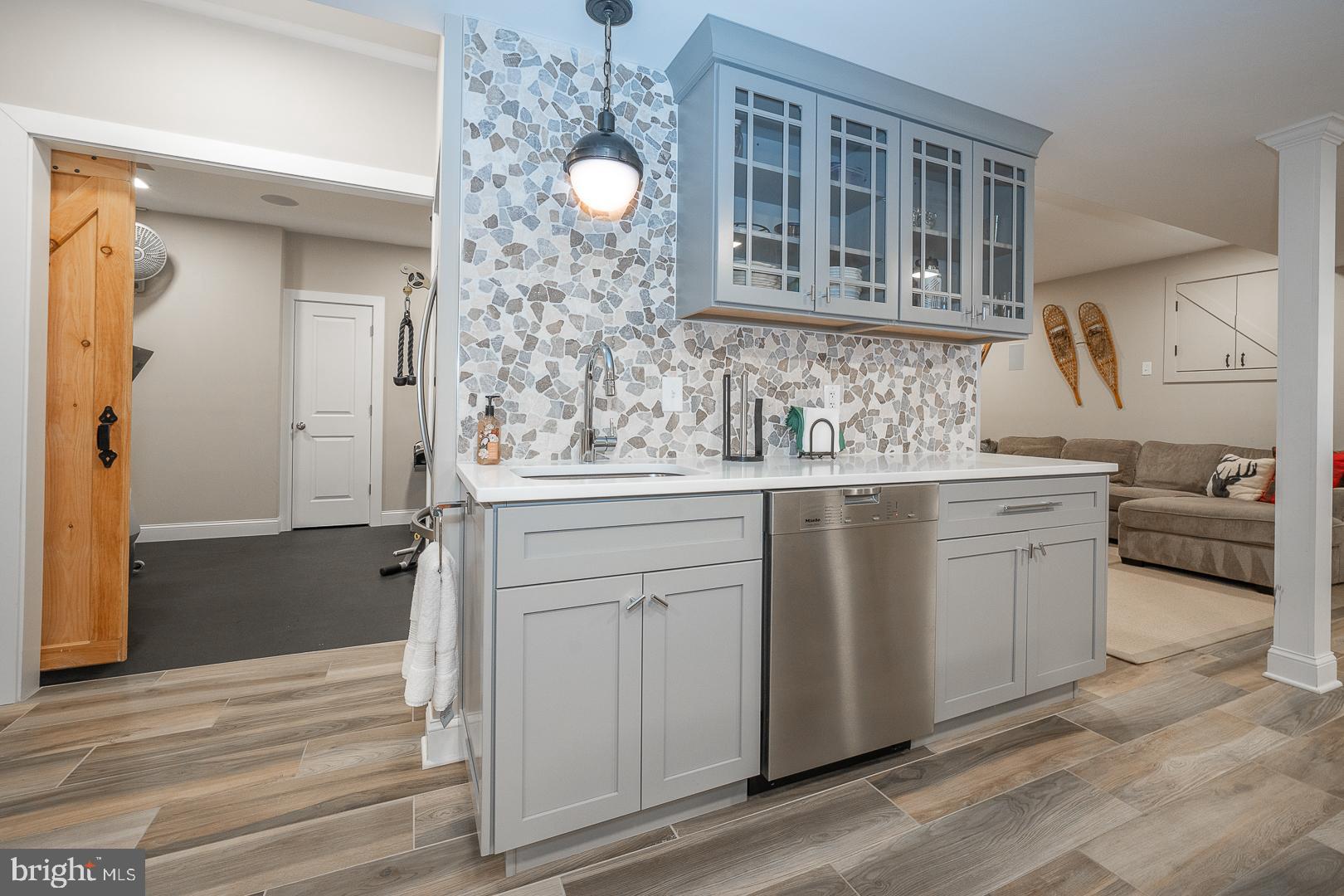 AVONWOOD - Residential