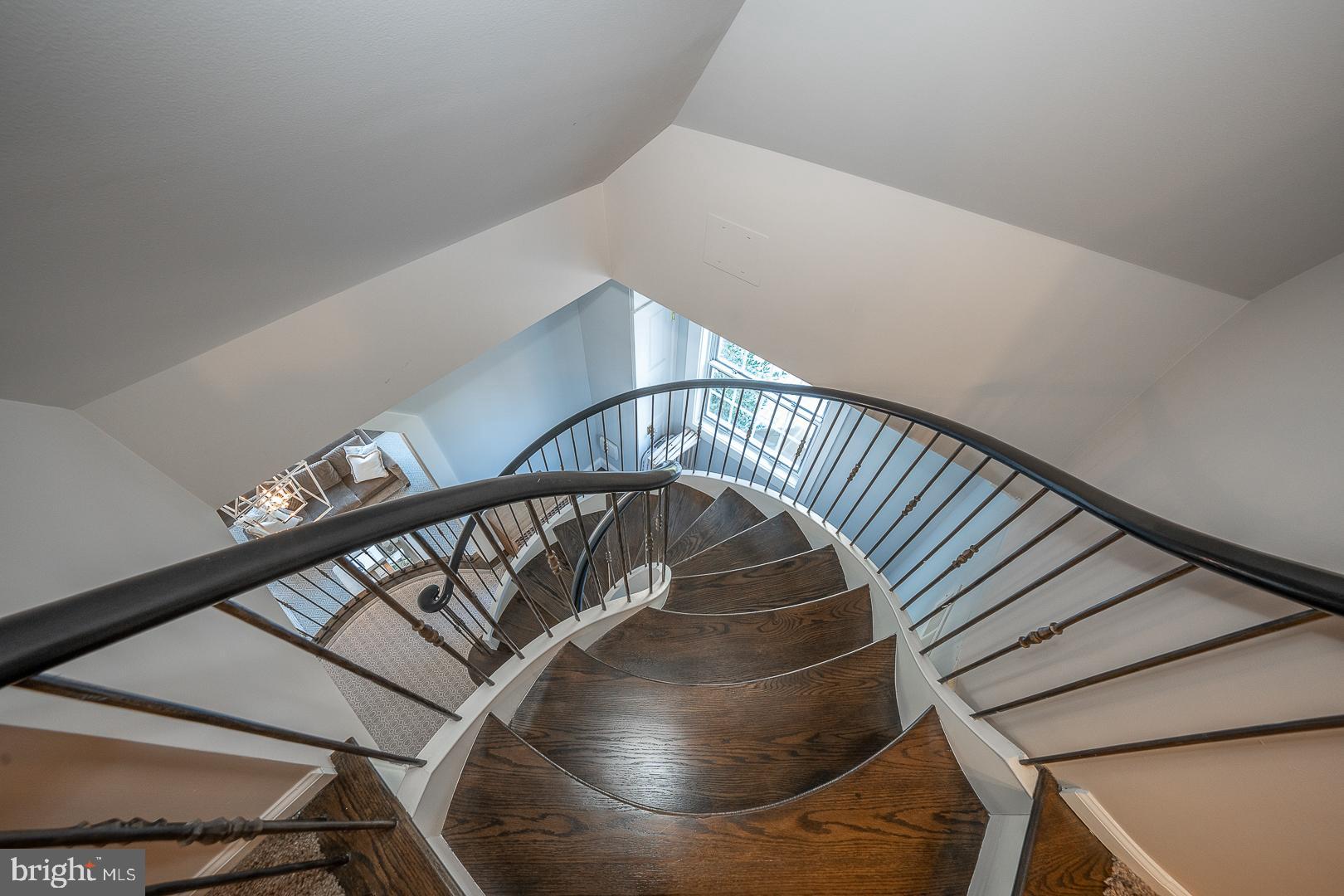 AVONWOOD - Residential