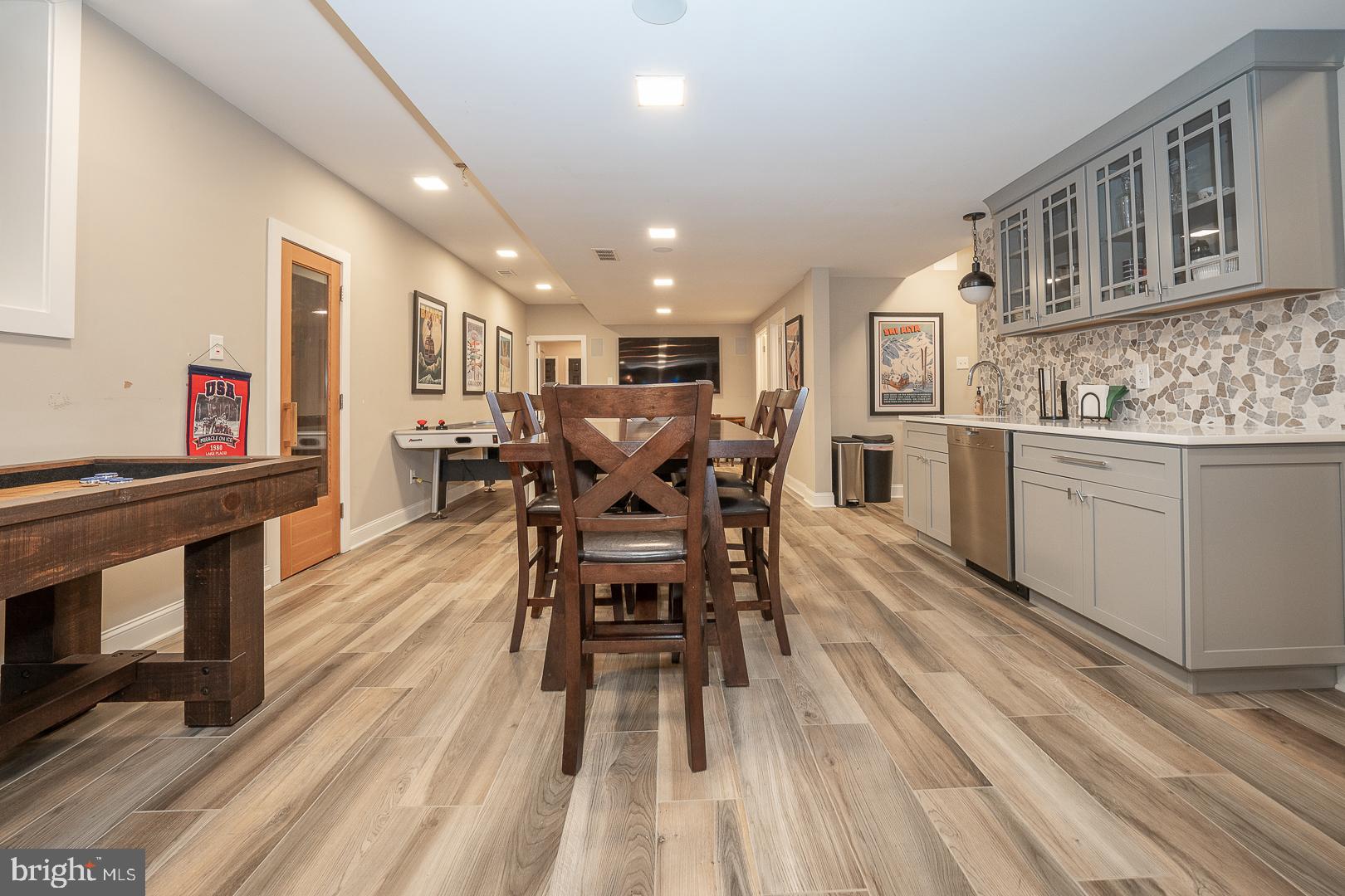 AVONWOOD - Residential