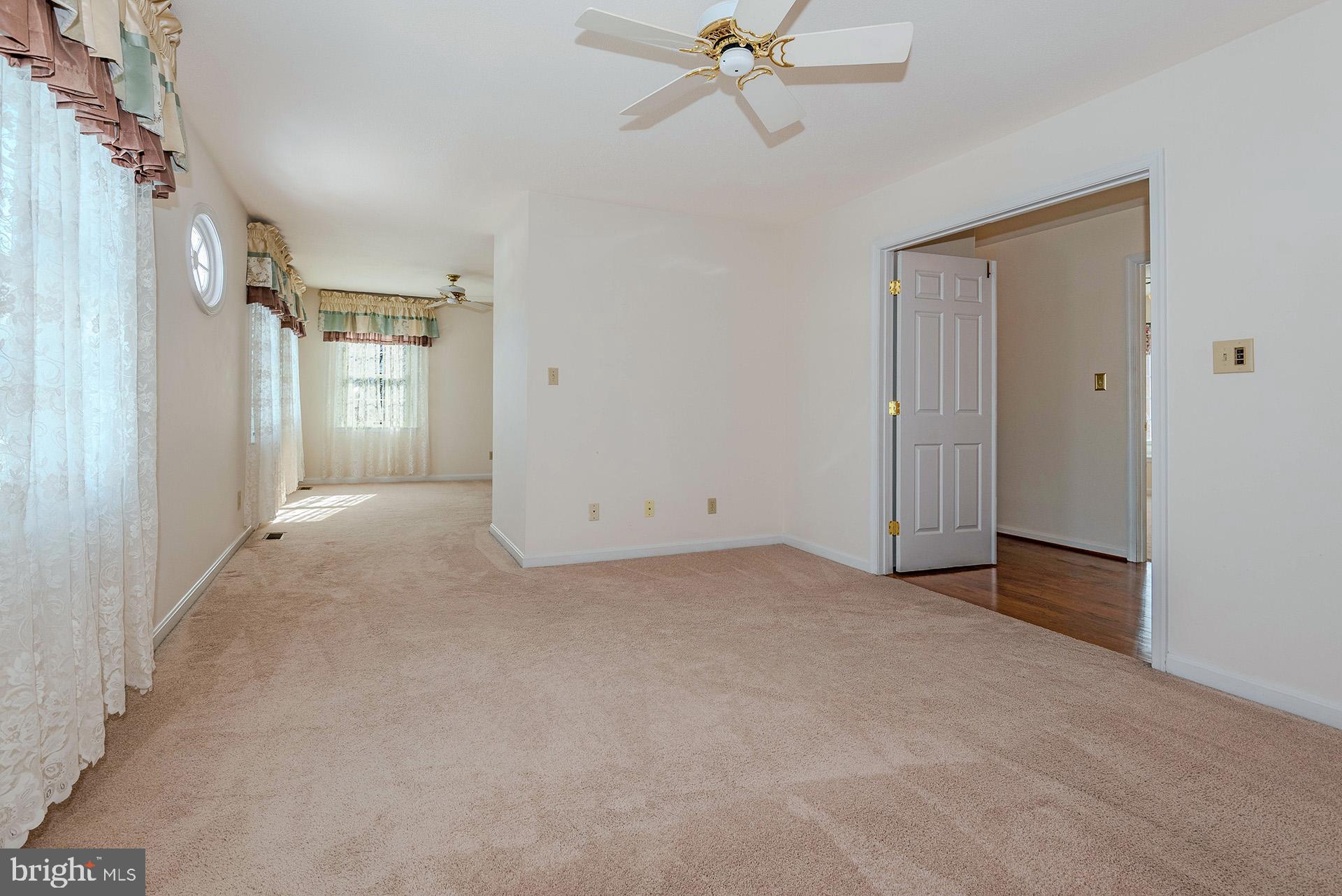 CROFTON ORCHARD - Residential