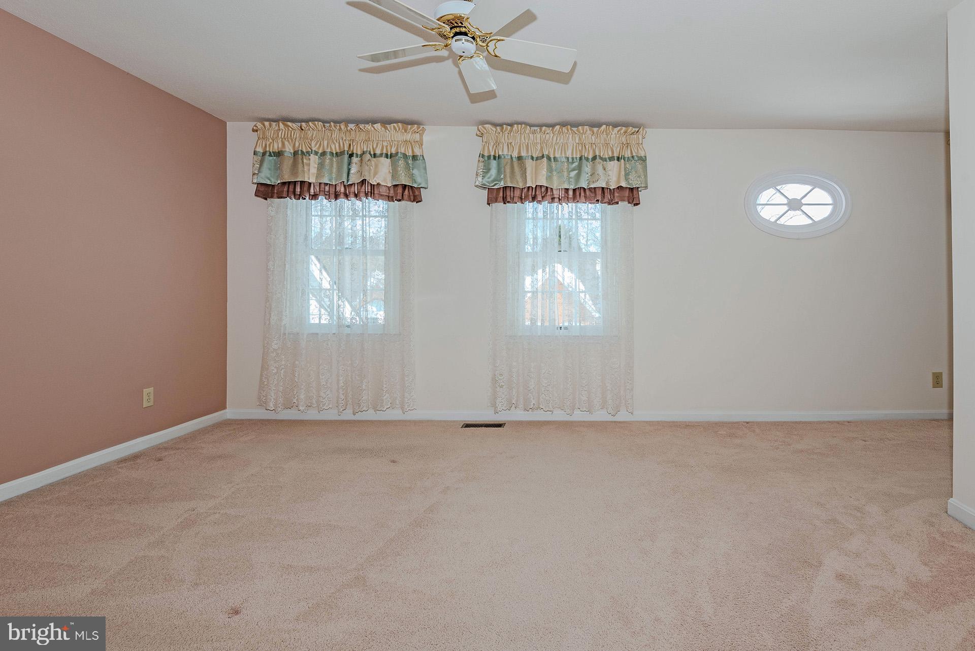 CROFTON ORCHARD - Residential