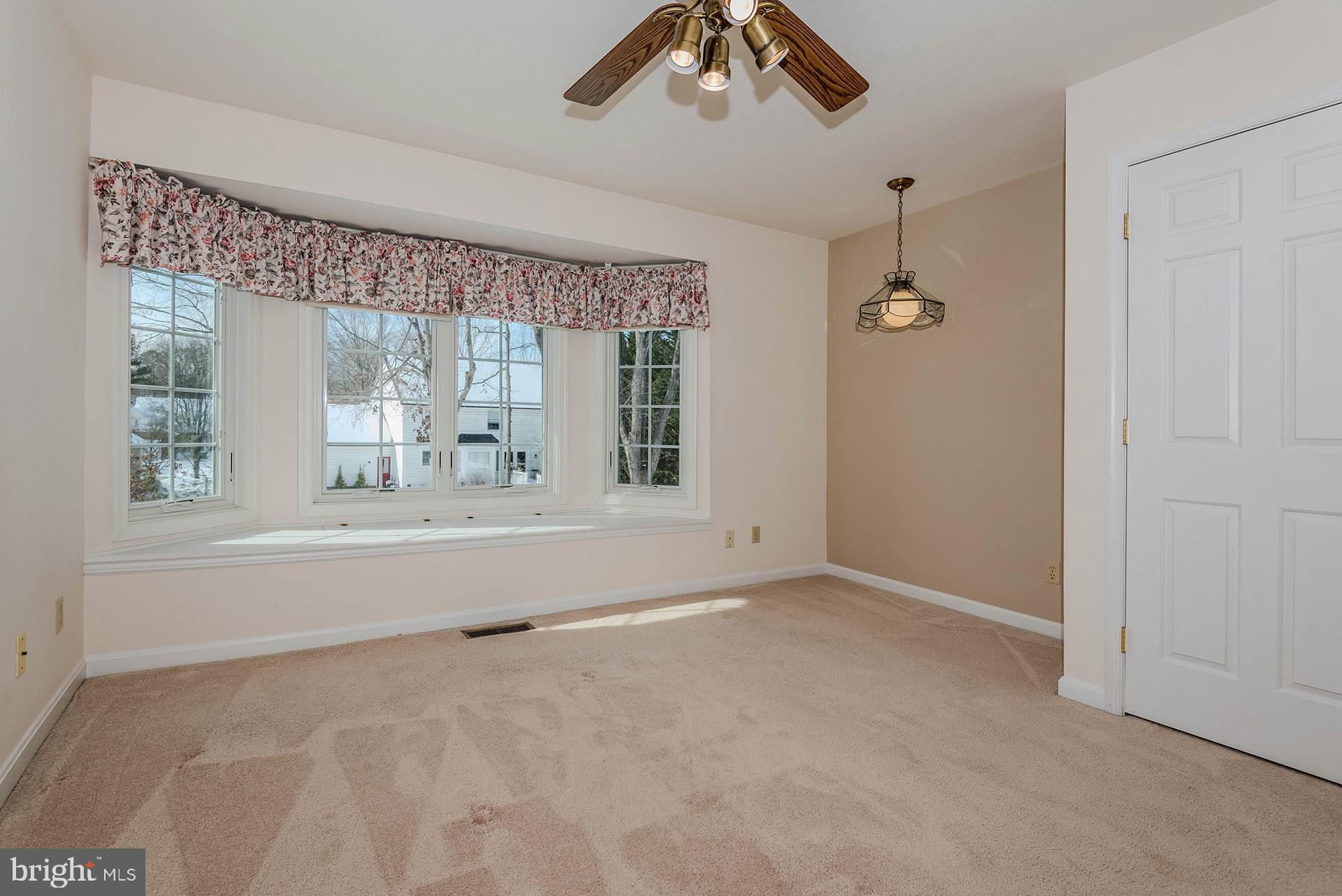 CROFTON ORCHARD - Residential