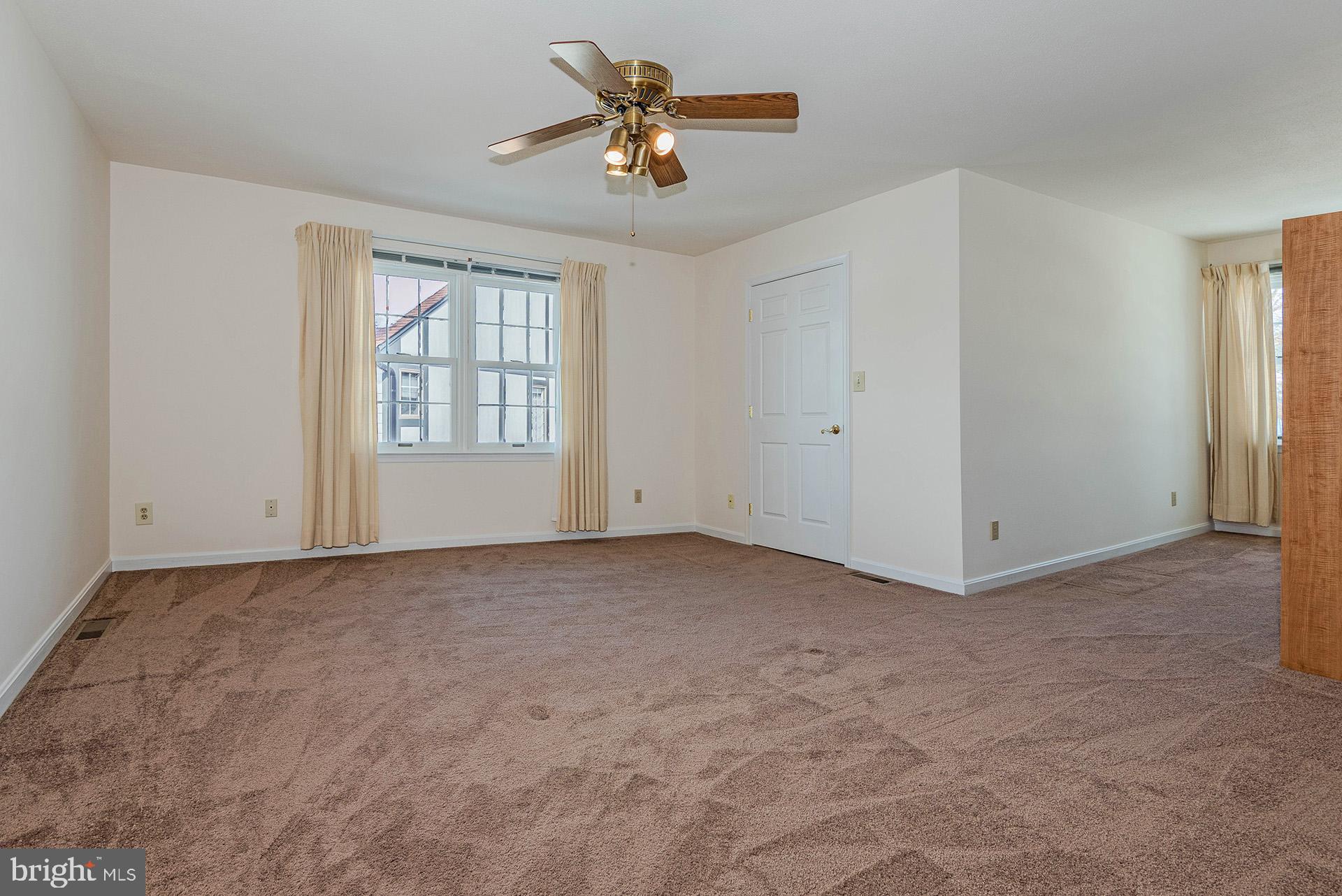 CROFTON ORCHARD - Residential