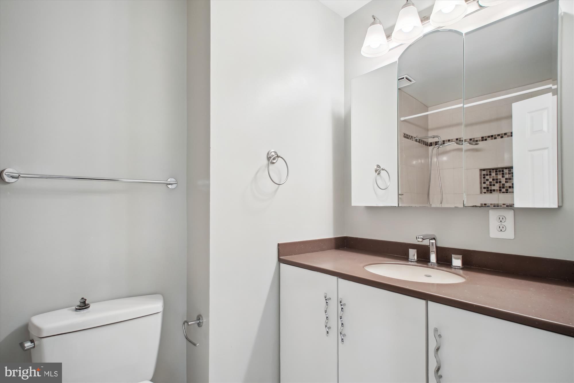 BALLSTON AREA TOWNHOUSES - Residential Lease