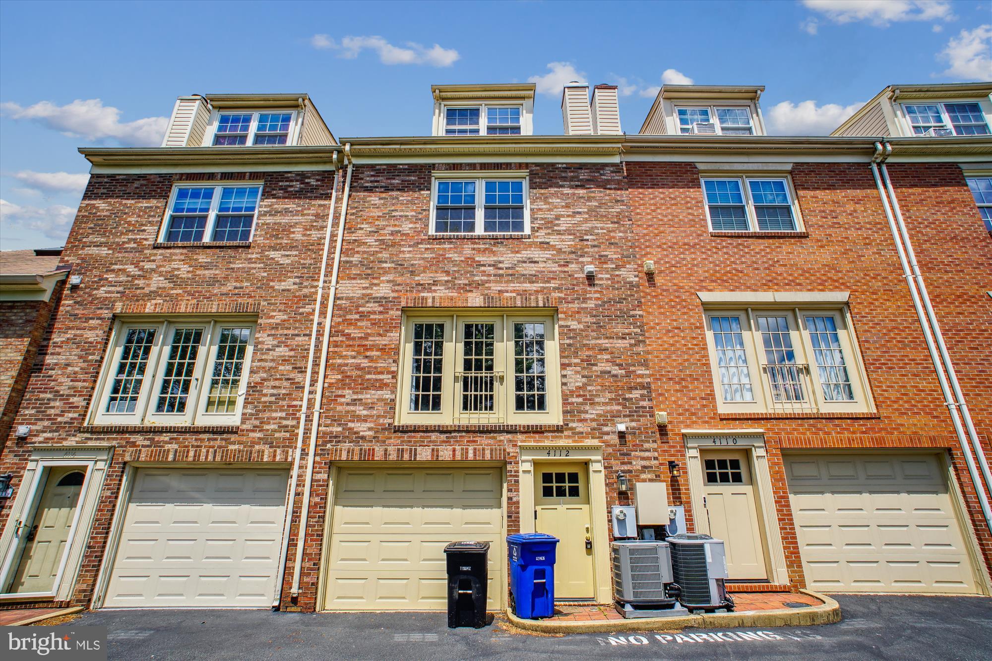 BALLSTON AREA TOWNHOUSES - Residential Lease