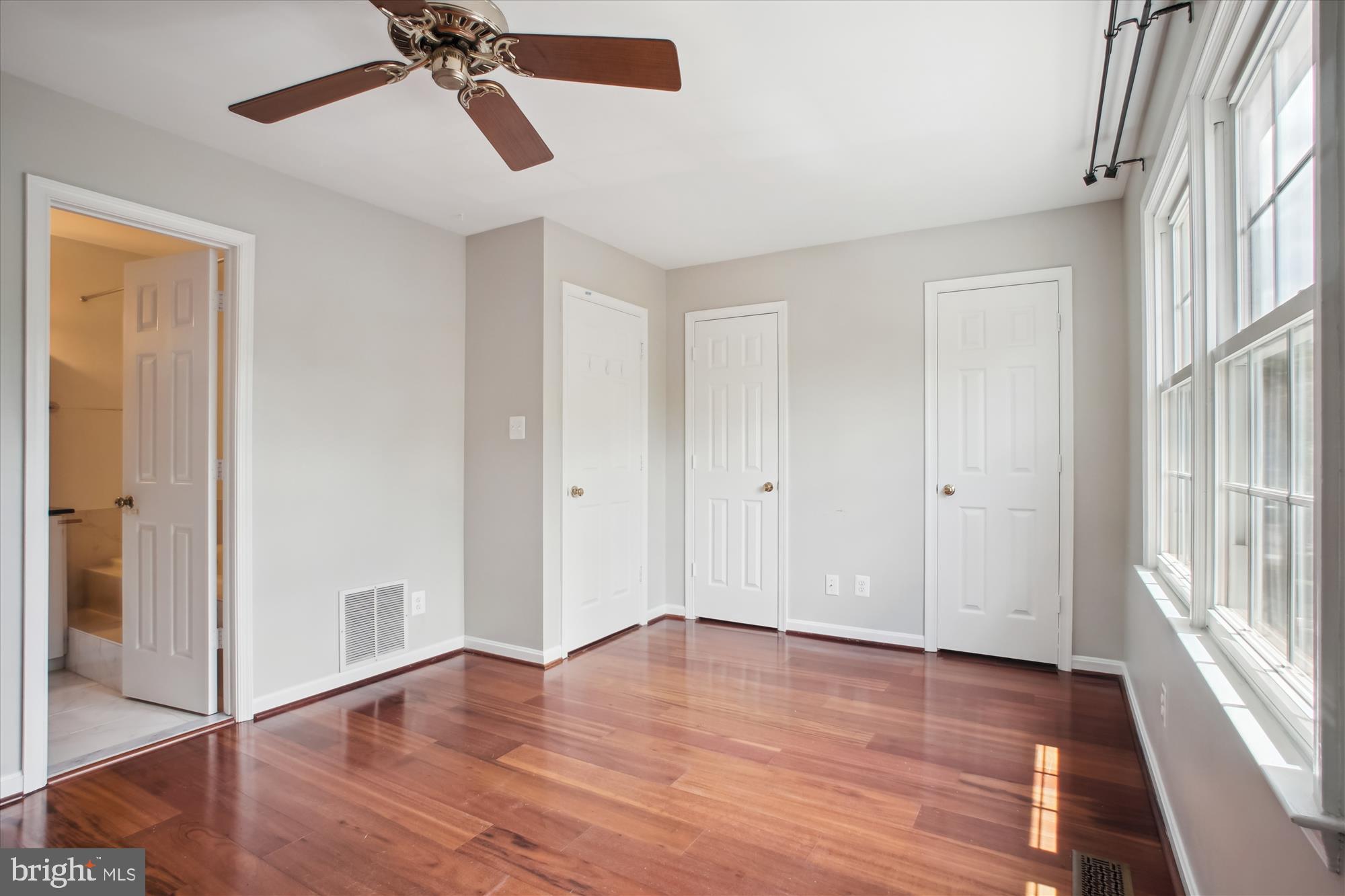 BALLSTON AREA TOWNHOUSES - Residential Lease