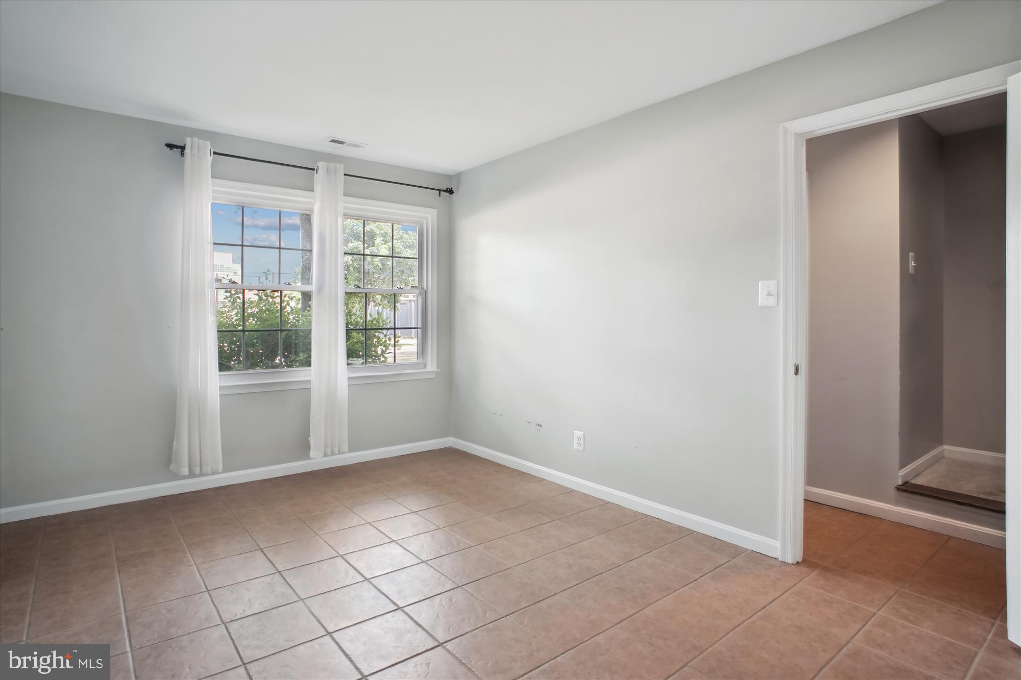 BALLSTON AREA TOWNHOUSES - Residential Lease