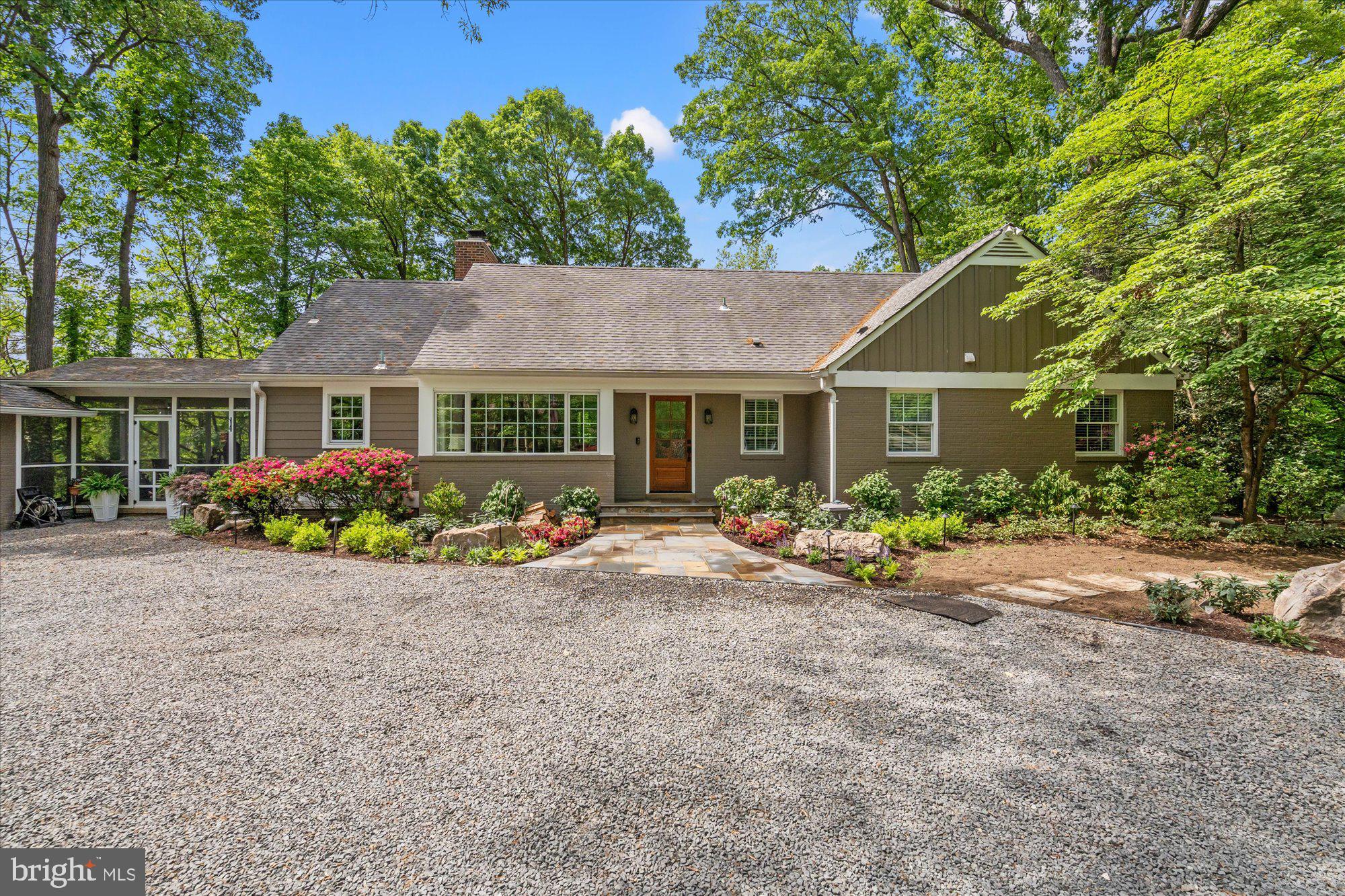 4812 MAURY LANE