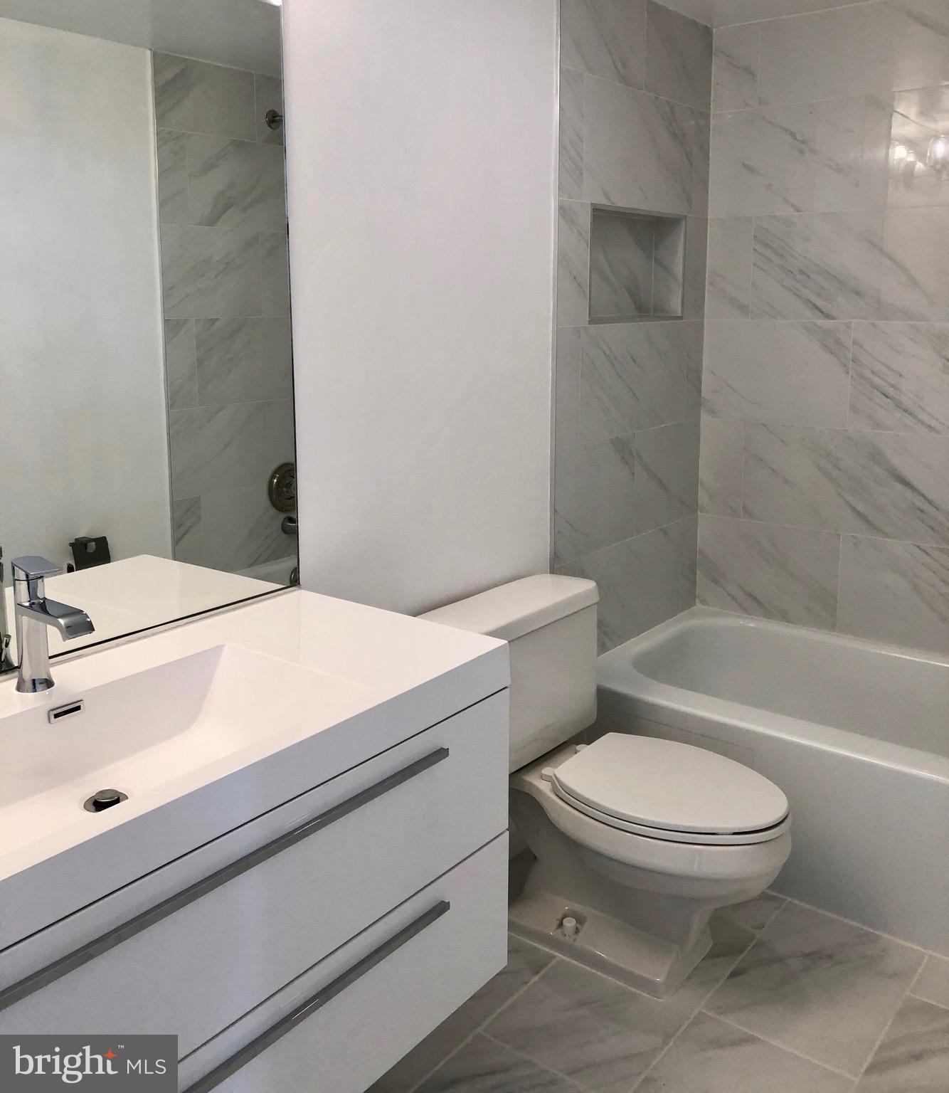 REGENCY AT MCLEAN - Residential Lease