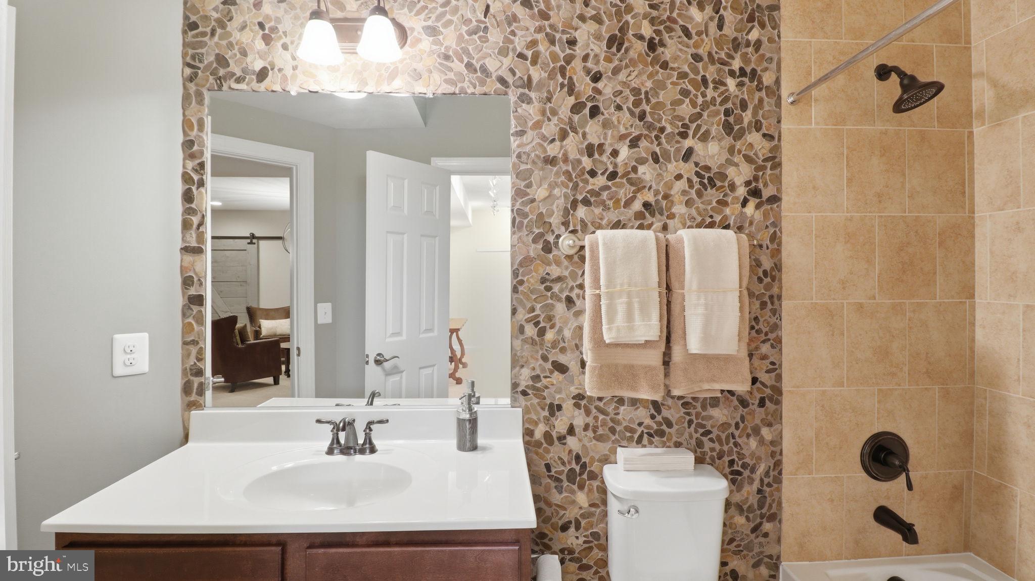 HARMONY VISTA - Residential