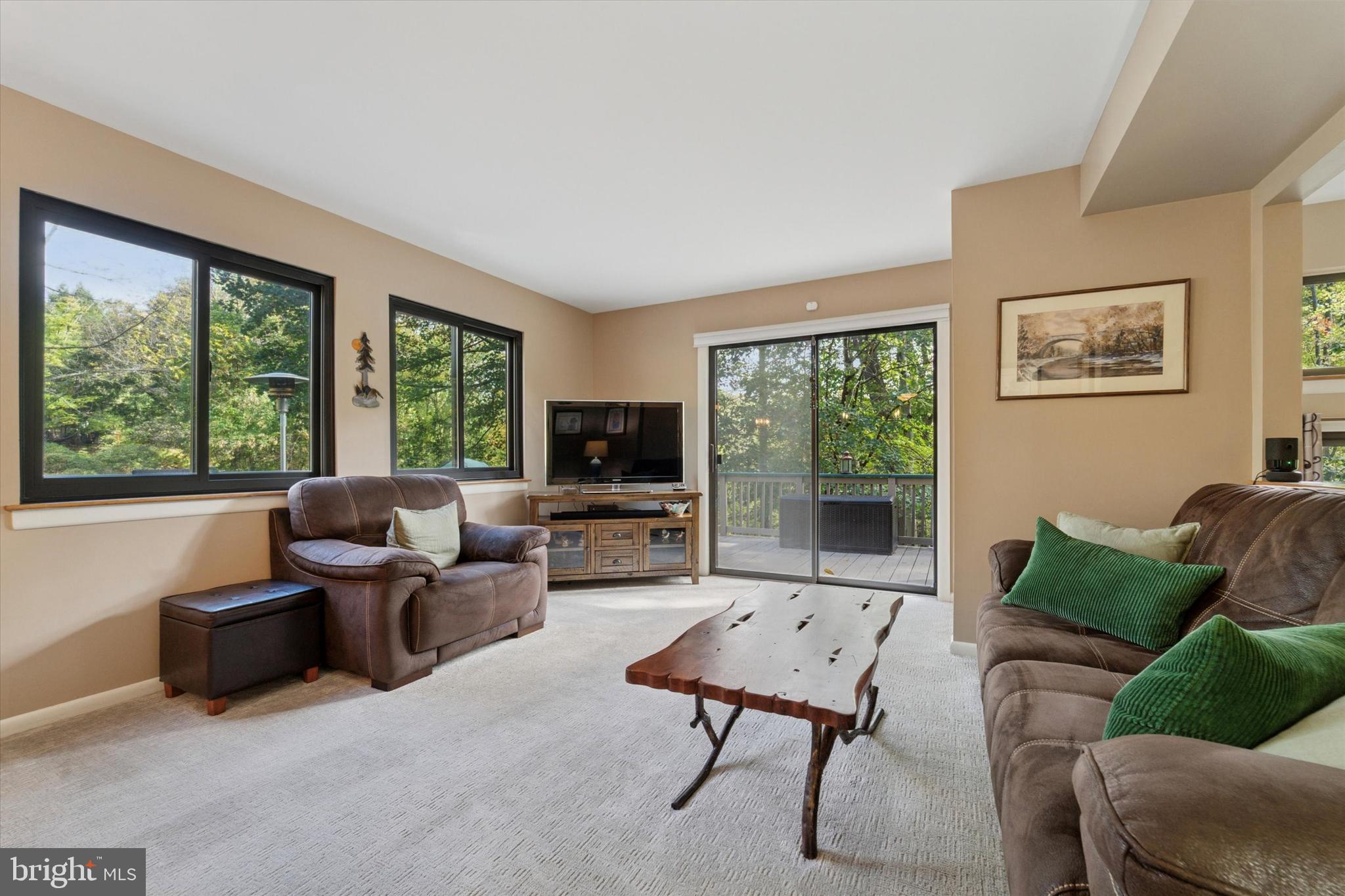 MIQUON - Residential