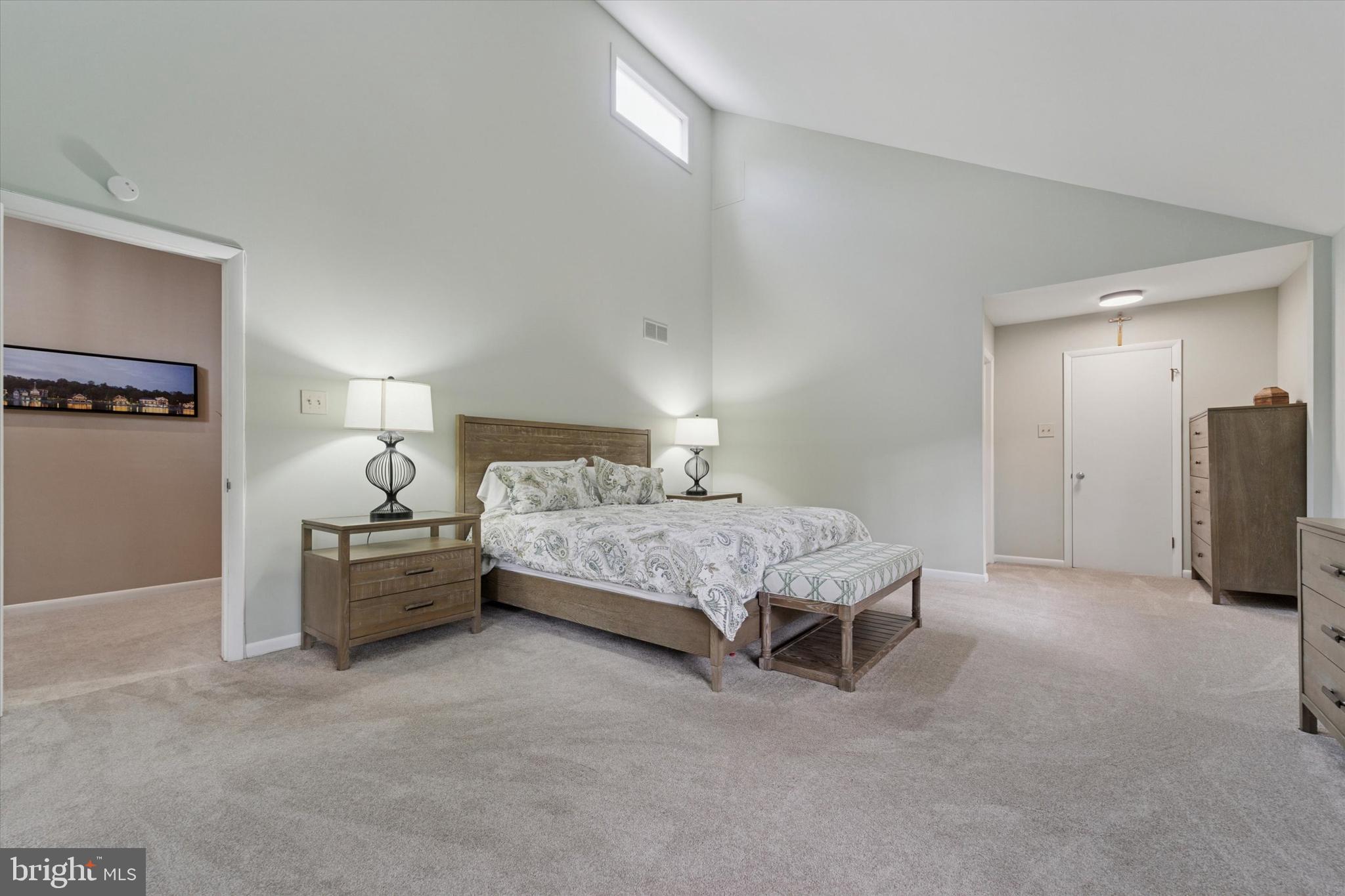 MIQUON - Residential