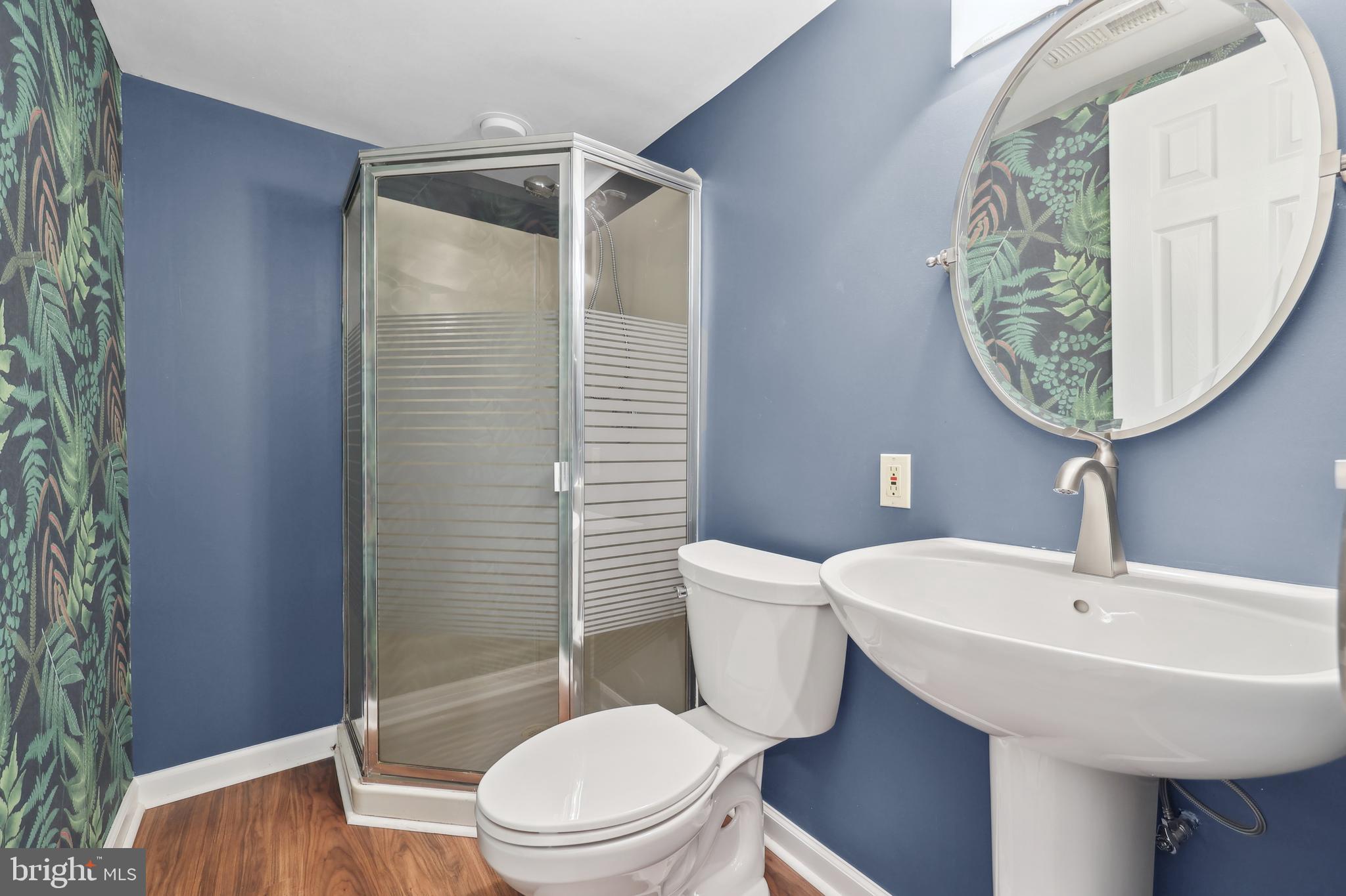 LAKE BRADDOCK - Residential